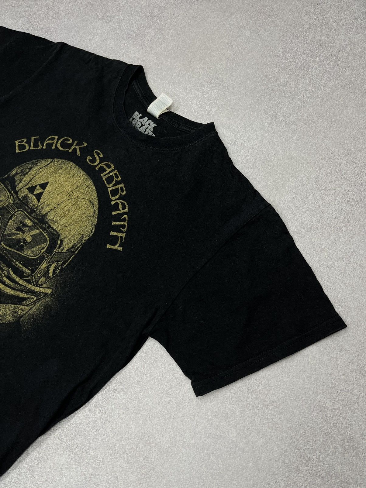 Band Tees × Black Sabbath × Vintage Black Sabbath U.S. Tour Bend Tee Rock T Shirt Vintage Size US L / EU 52-54 / 3 - 3 Thumbnail
