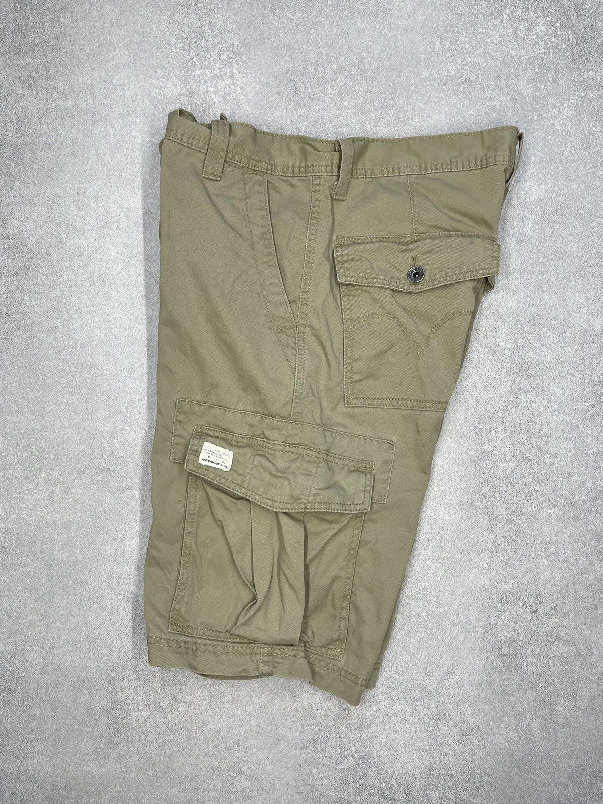 Levi's Vintage Levis Cargo Shorts Size L Size US 34 / EU 50 - 8 Thumbnail