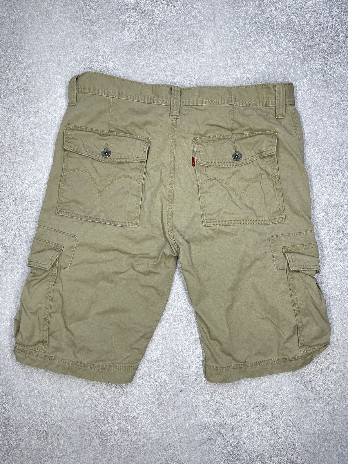 Levi's Vintage Levis Cargo Shorts Size L Size US 34 / EU 50 - 2 Thumbnail