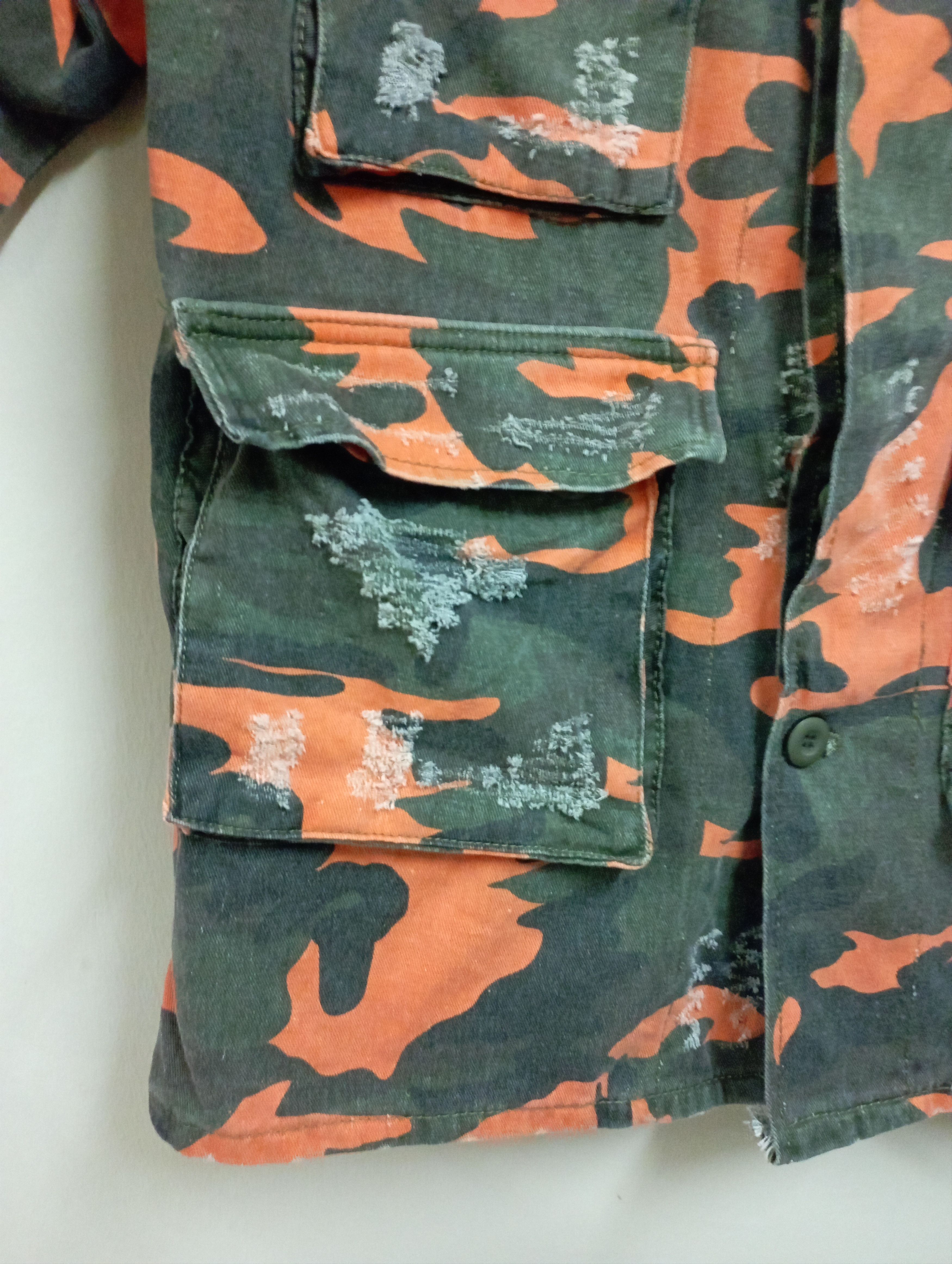 Vintage Vintage Army Four Pockets Orange Camo Parkas Size US L / EU 52-54 / 3 - 9 Thumbnail