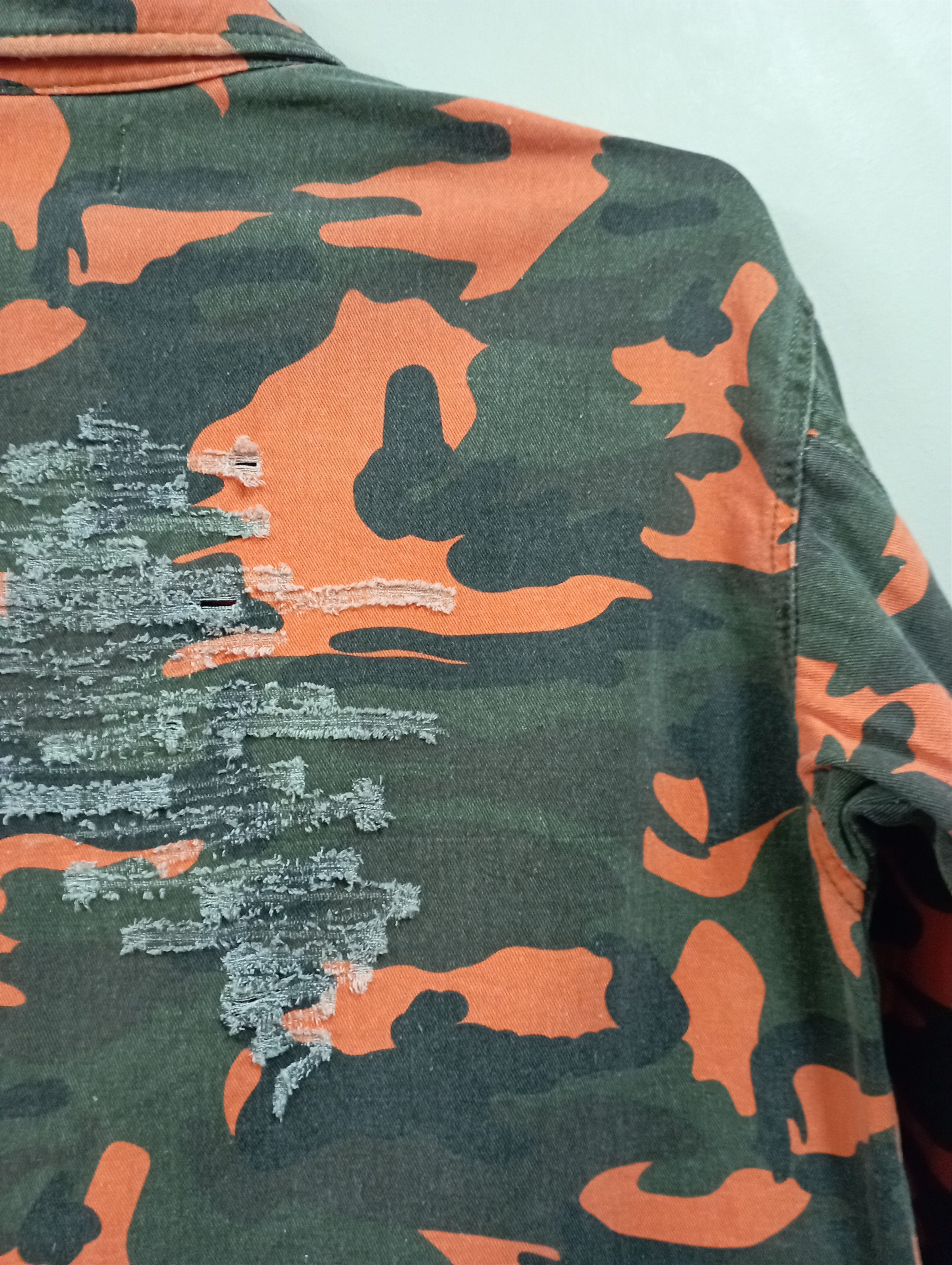 Vintage Vintage Army Four Pockets Orange Camo Parkas Size US L / EU 52-54 / 3 - 12 Thumbnail