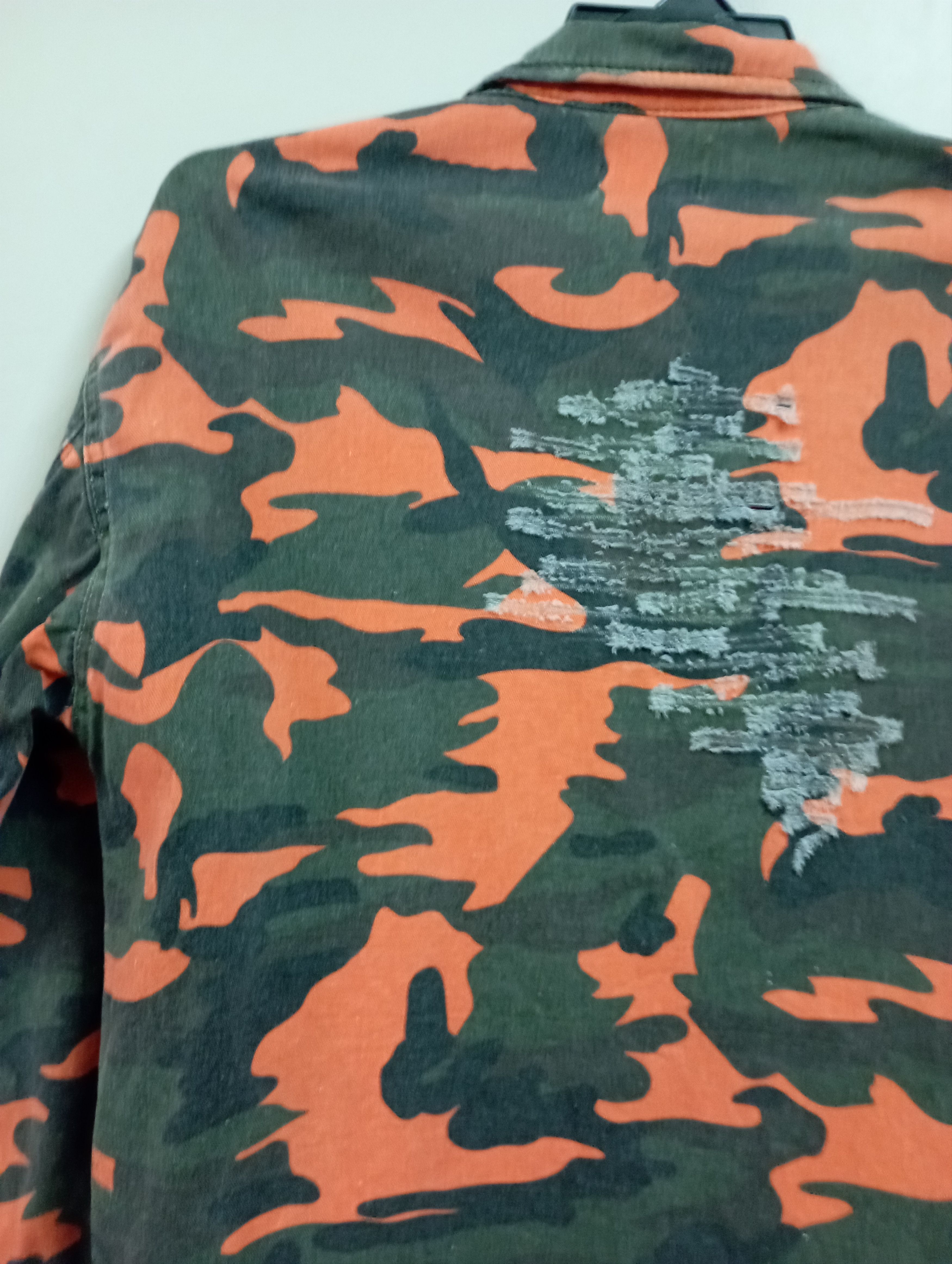 Vintage Vintage Army Four Pockets Orange Camo Parkas Size US L / EU 52-54 / 3 - 14 Thumbnail