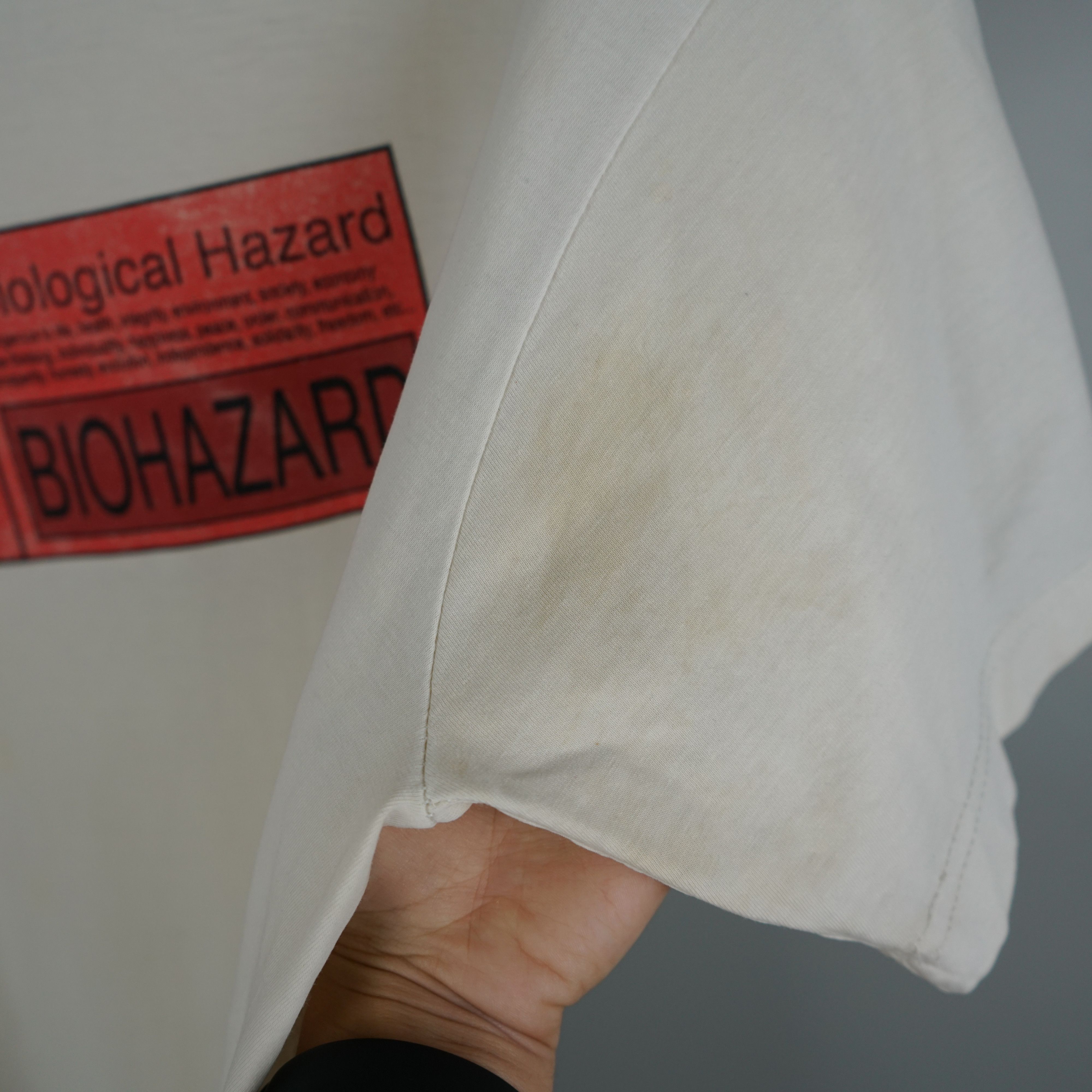 Band Tees × Vintage 2002 Biohazard t shirt Size US XL / EU 56 / 4 - 10 Thumbnail