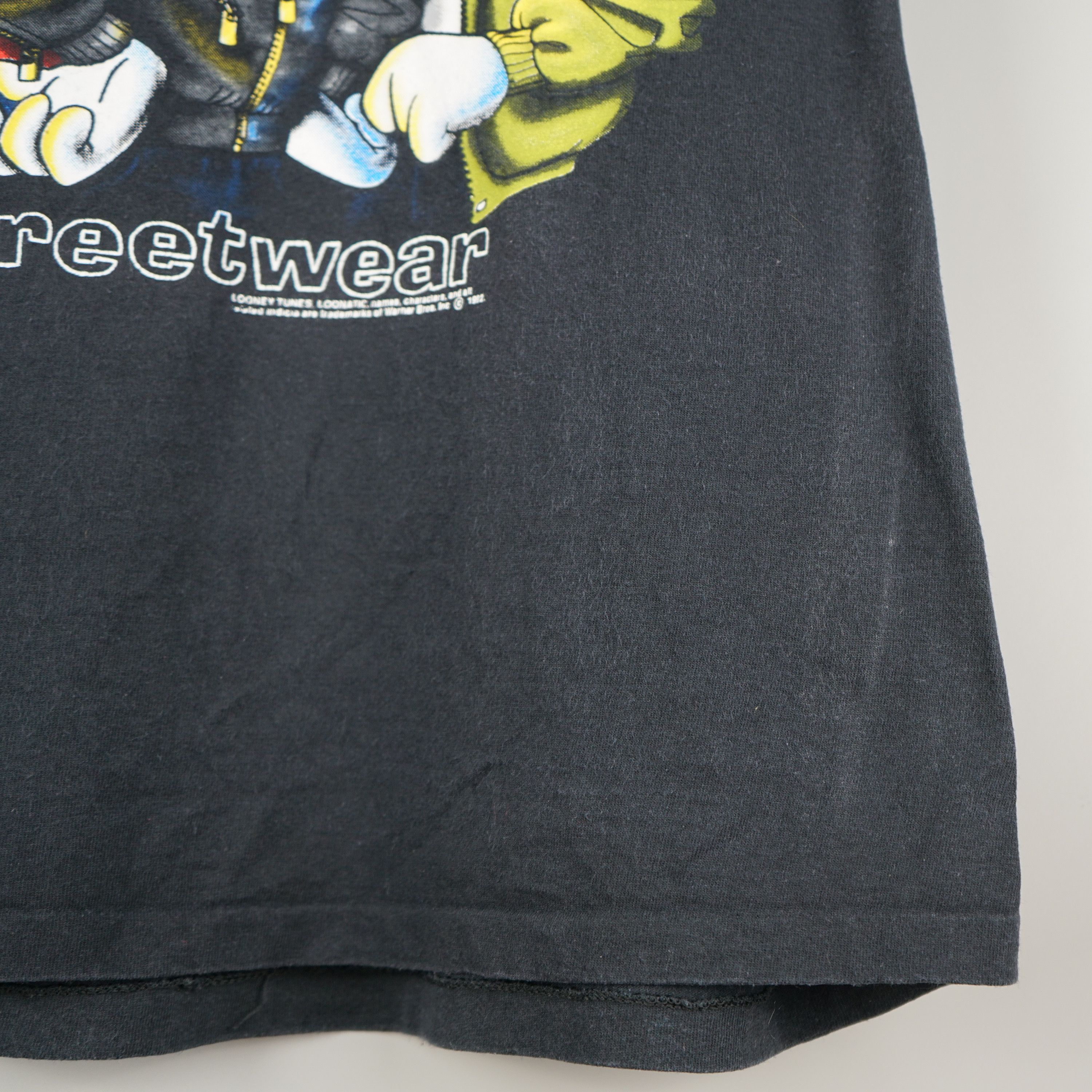 Cartoon Network × Vintage × Warner Bros 1992 Bugs Bunny Loonatic t-shirt Size US XL / EU 56 / 4 - 3 Thumbnail