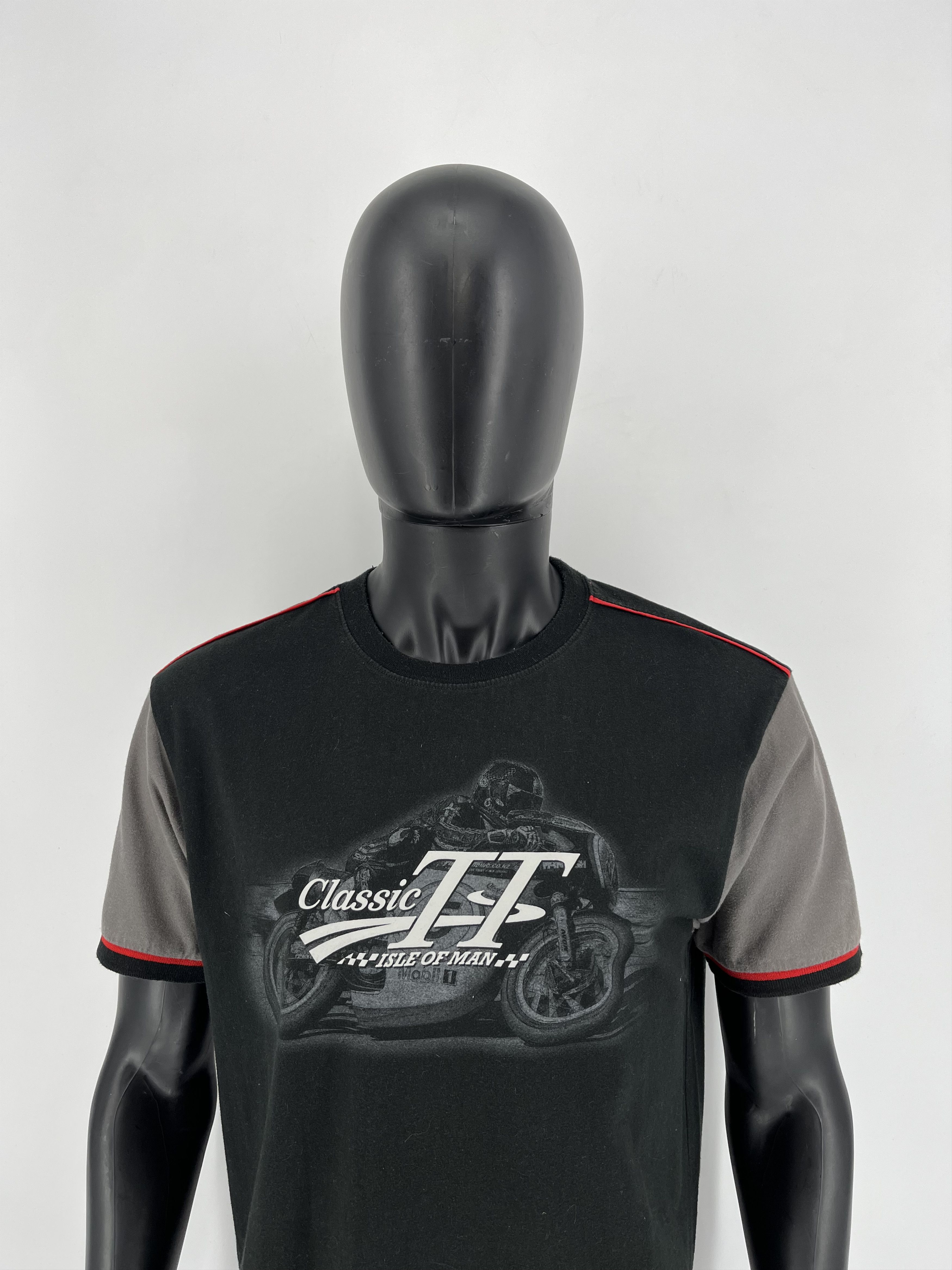 Vintage Vintage Mens TT Isle Of Man Racing T-Shirt Official Product Size US M / EU 48-50 / 2 - 1 Thumbnail
