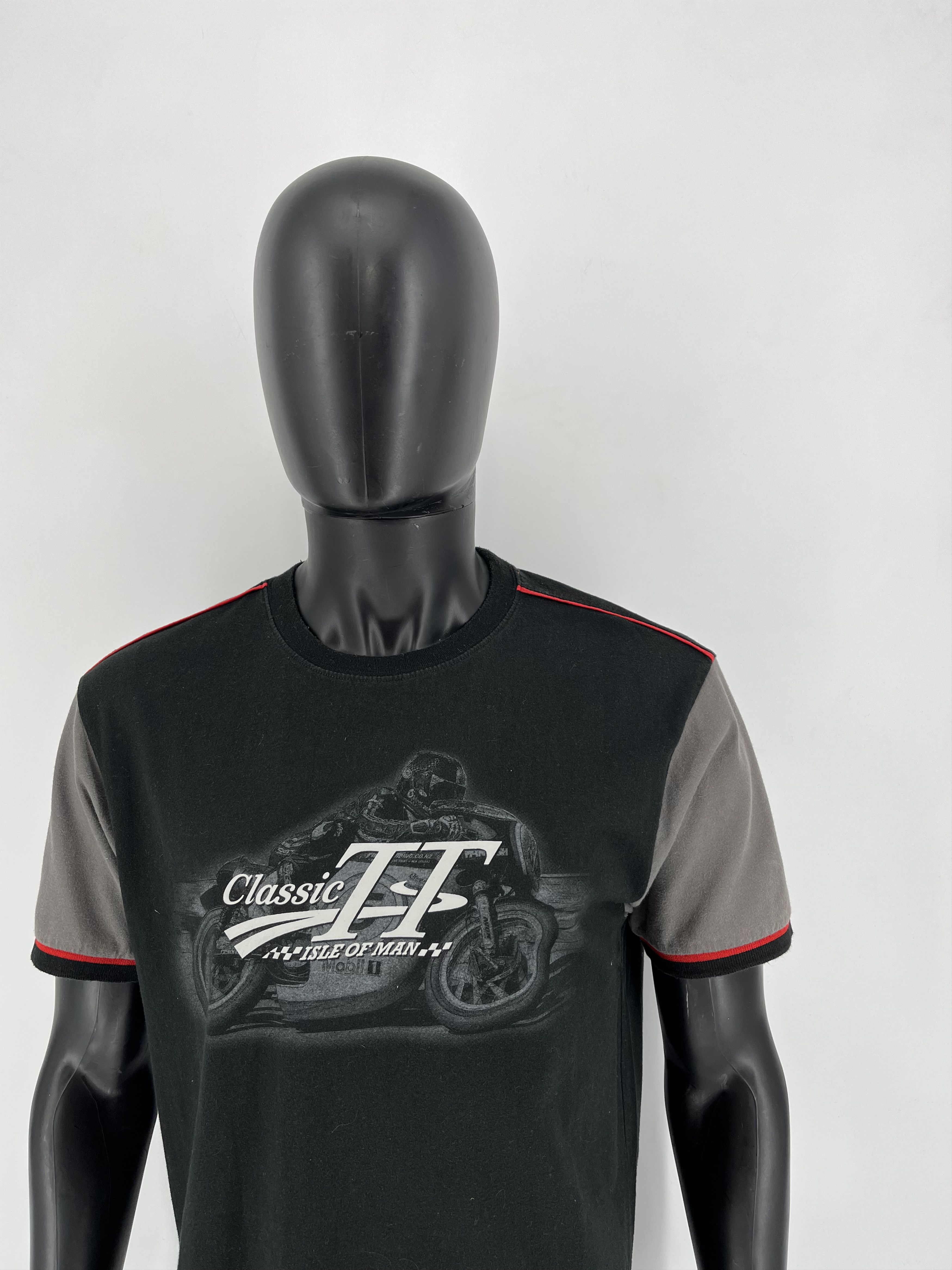 Vintage Vintage Mens TT Isle Of Man Racing T-Shirt Official Product Size US M / EU 48-50 / 2 - 4 Thumbnail