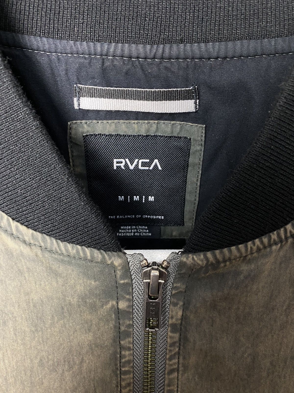 RVCA RVCA Streetwear Acid Wash Bomber Jacket Size M Size US M / EU 48-50 / 2 - 3 Thumbnail
