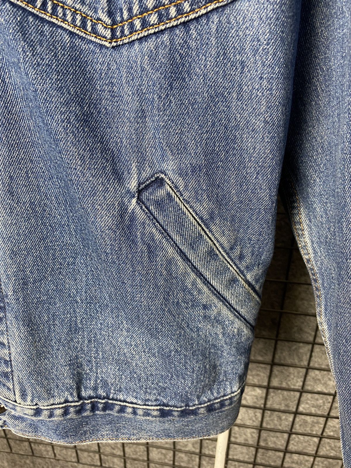 Levi's × Levi's Vintage Clothing × Vintage Levis 80s 90s Vintage Denim Jacket Size XL Size US XL / EU 56 / 4 - 3 Thumbnail