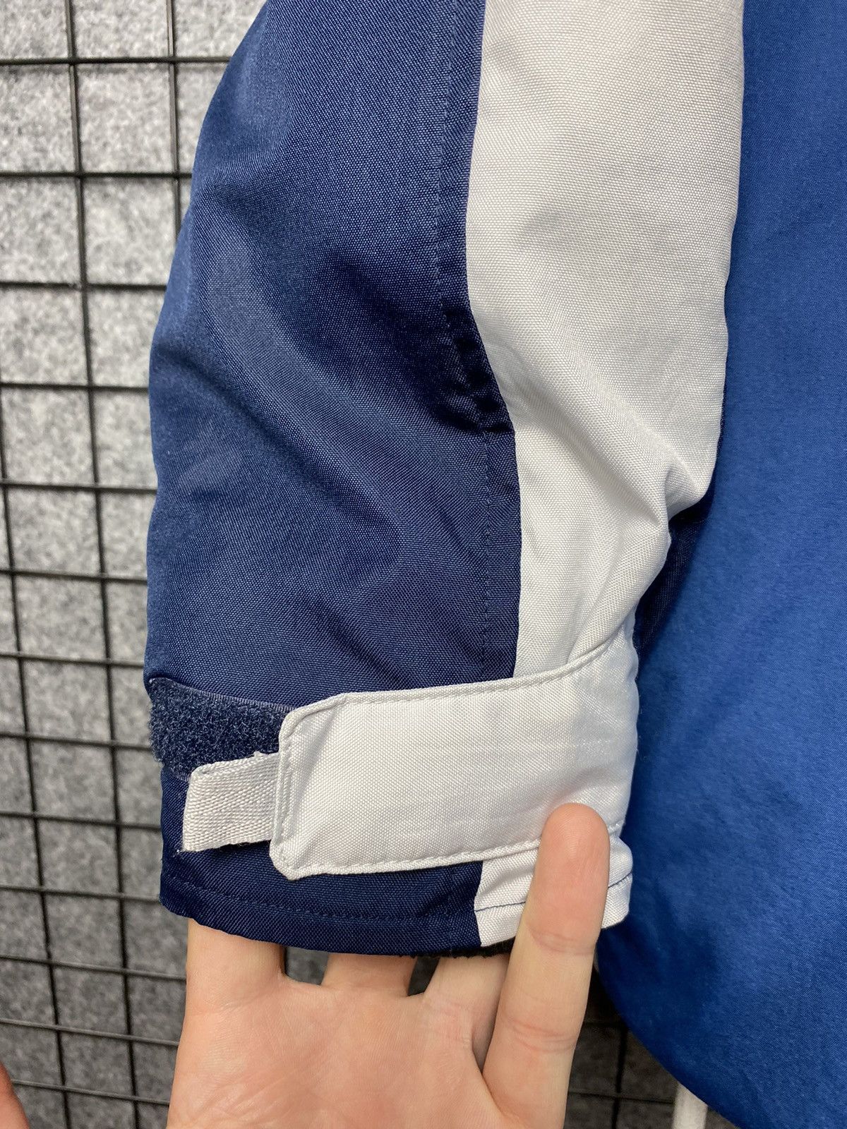 Nike × Nike ACG × Vintage Nike Vintage Embroidered Swoosh Logo Puffer Jacket Size L Size US L / EU 52-54 / 3 - 9 Thumbnail