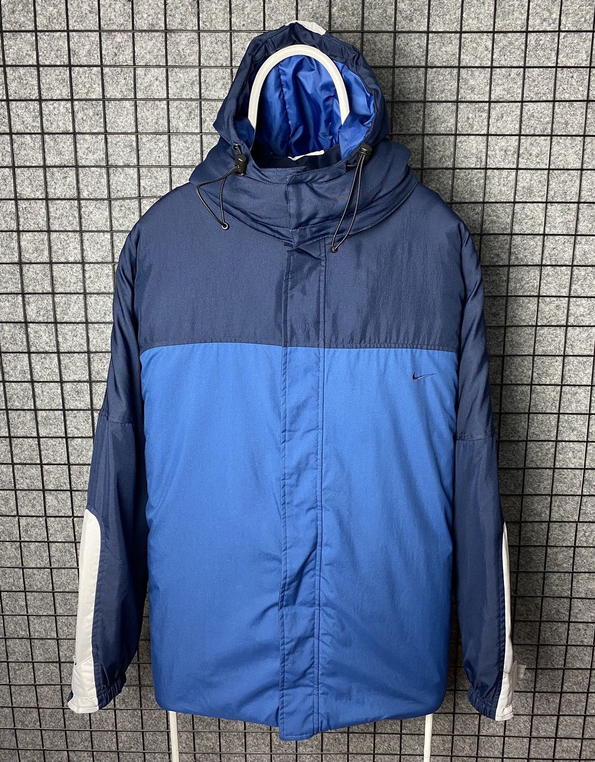 Nike × Nike ACG × Vintage Nike Vintage Embroidered Swoosh Logo Puffer Jacket Size L Size US L / EU 52-54 / 3 - 2 Thumbnail