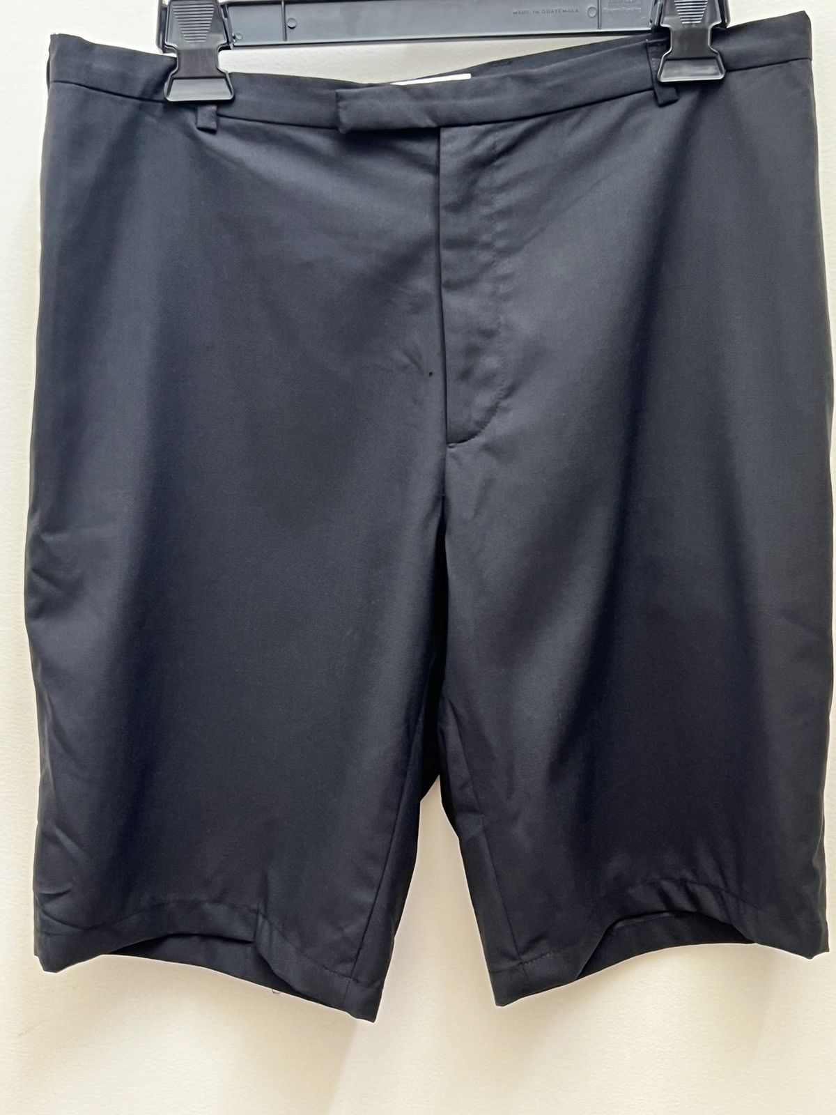 Yves Saint Laurent YVES SAINT LAURENT/HEDI SLIMANI black wool shorts Size US 33 - 2 Thumbnail