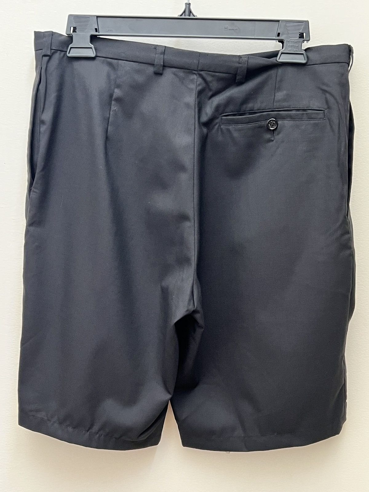 Yves Saint Laurent YVES SAINT LAURENT/HEDI SLIMANI black wool shorts Size US 33 - 4 Thumbnail