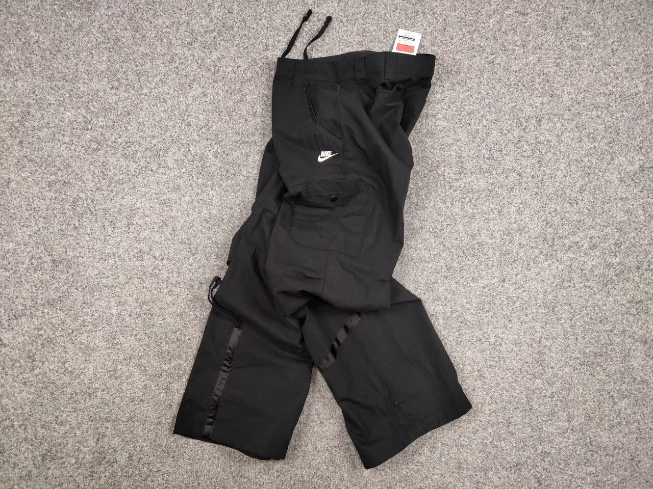 Nike New Vintage 90's Nike Cargo Black Baggy Women's Pants Size 27" / US 4 / IT 40 - 16 Thumbnail