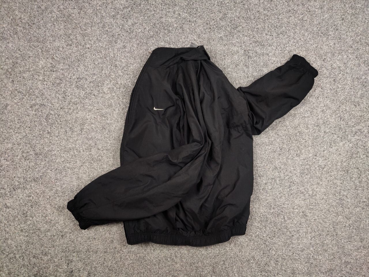Nike Vintage 90's Nike Swoosh nylon Lightweight Track Jacket Size US M / EU 48-50 / 2 - 21 Thumbnail