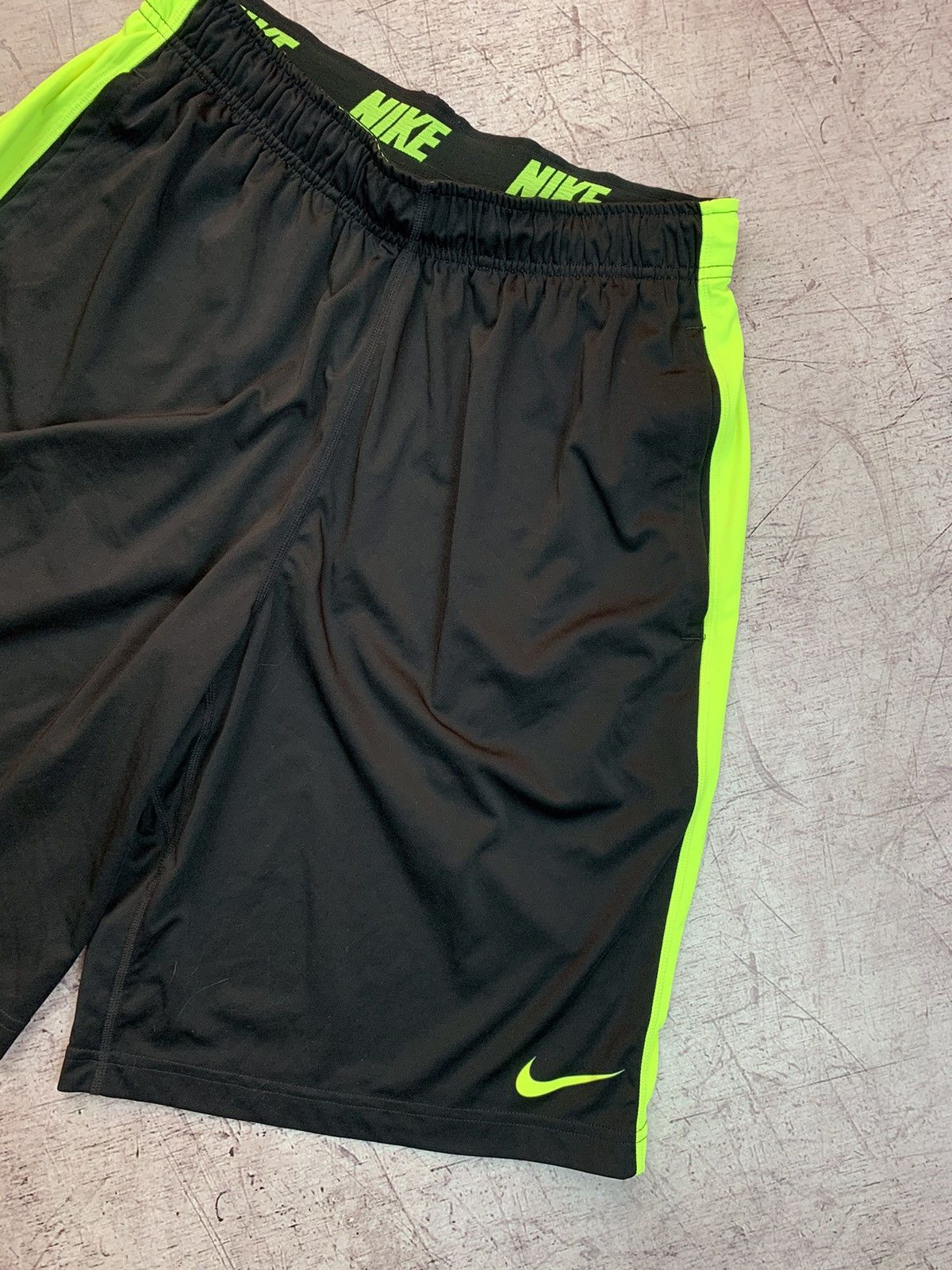 Nike × Vintage Vintage Nike Y2K Hype Shorts Size US 32 / EU 48 - 8 Thumbnail