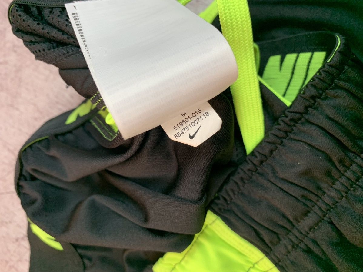 Nike × Vintage Vintage Nike Y2K Hype Shorts Size US 32 / EU 48 - 7 Thumbnail