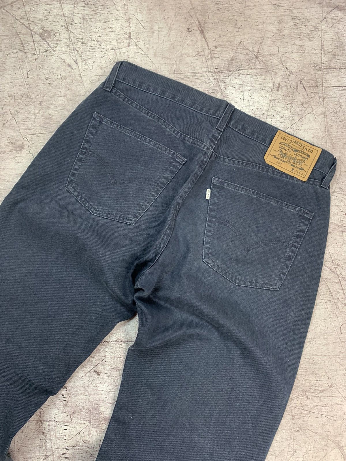 Levi's × Vintage Levi's 551 Vintage Mens Denim Pants Jeans Size US 34 / EU 50 - 2 Thumbnail