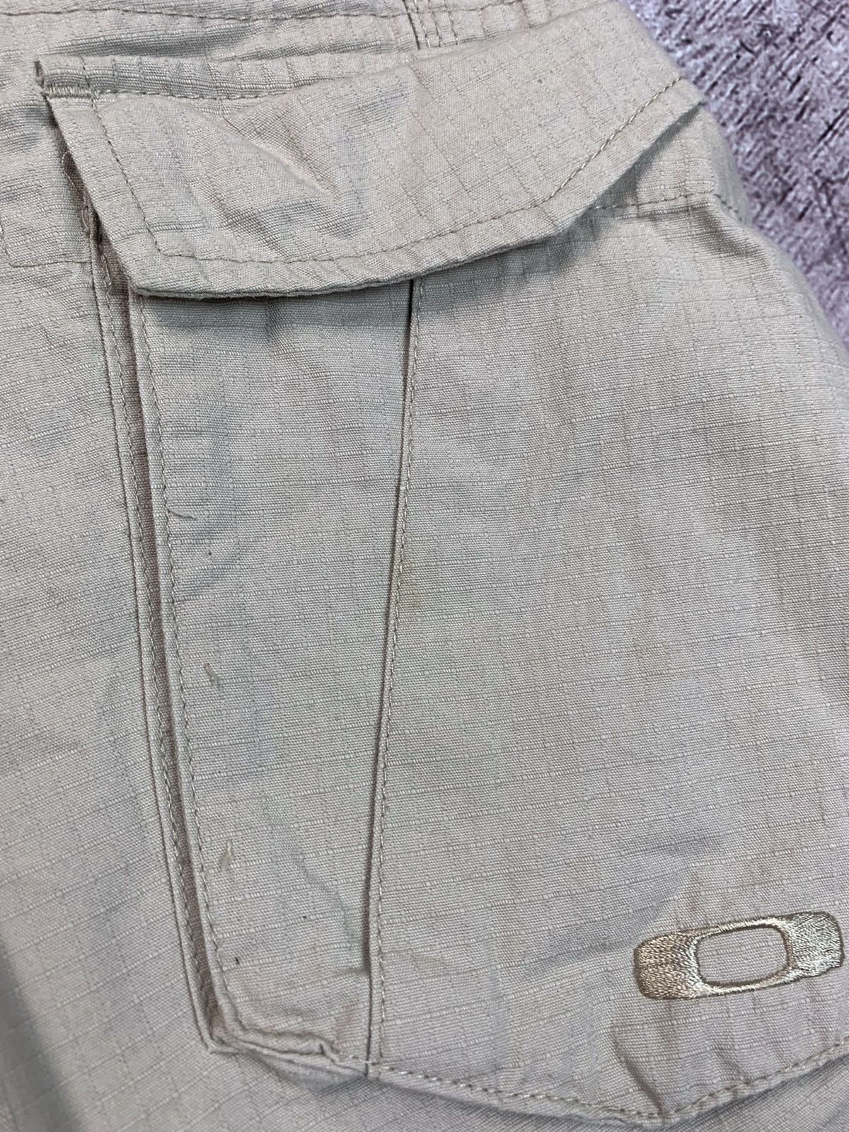 Oakley × Vintage Oakley Vintage Cargo Shorts y2k Size US 33 - 5 Thumbnail