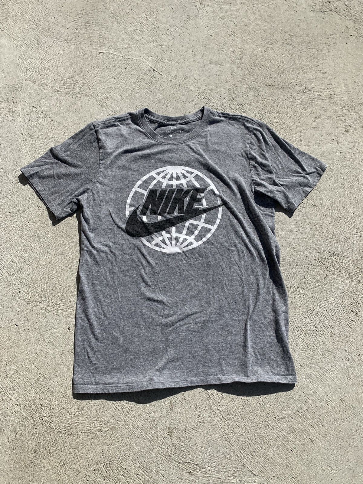 Nike Nike Tee (M) Size US M / EU 48-50 / 2 - 1 Thumbnail