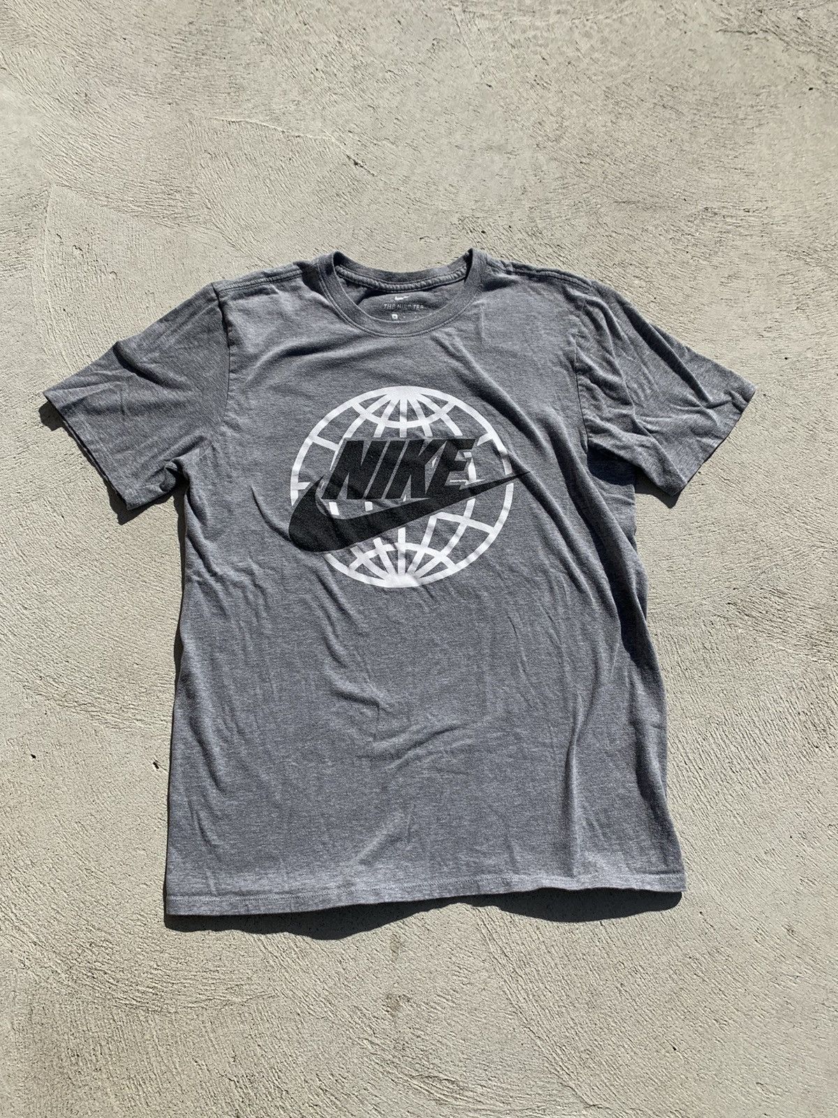Nike Nike Tee (M) Size US M / EU 48-50 / 2 - 2 Thumbnail