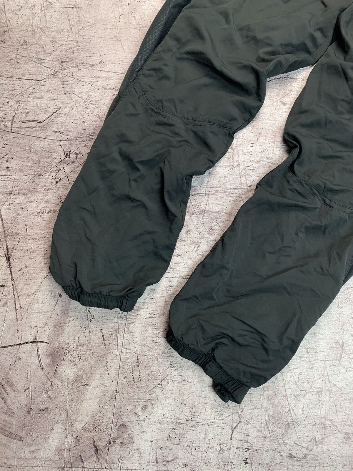 Nike × Vintage Nike Vintage Mens Nylon Track Pants Y2K Drill Style Size US 34 / EU 50 - 4 Thumbnail