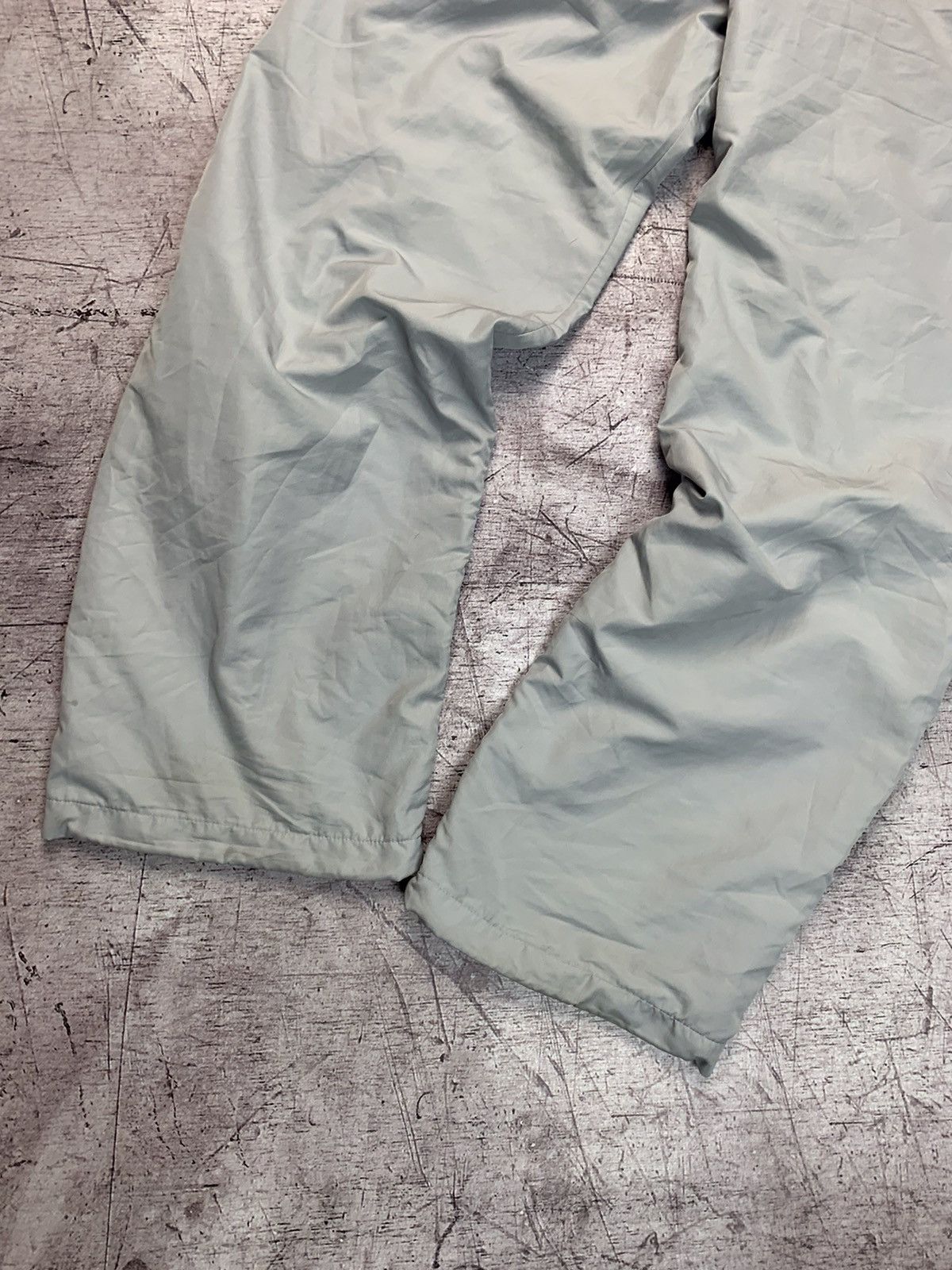 Nike Nike Vintage Mens Nylon Pants Drill Style Size US 34 / EU 50 - 8 Thumbnail
