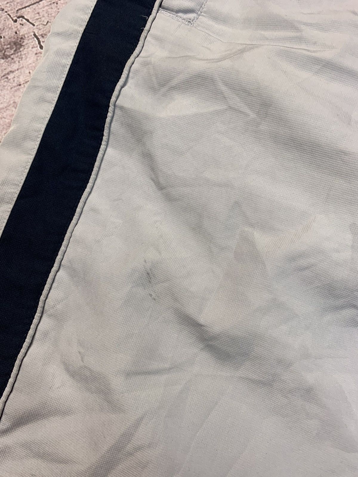 Nike Nike Vintage Mens Nylon Pants Drill Style Size US 34 / EU 50 - 5 Thumbnail
