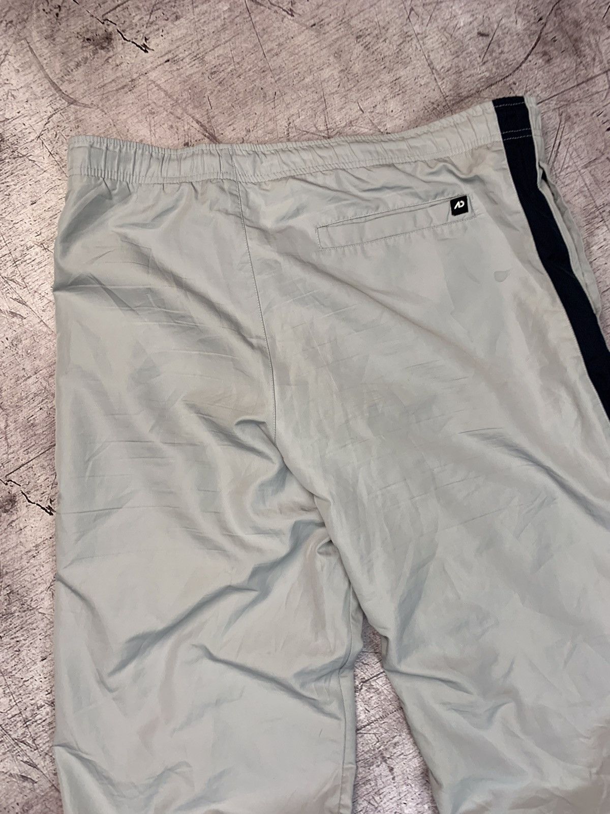 Nike Nike Vintage Mens Nylon Pants Drill Style Size US 34 / EU 50 - 13 Thumbnail