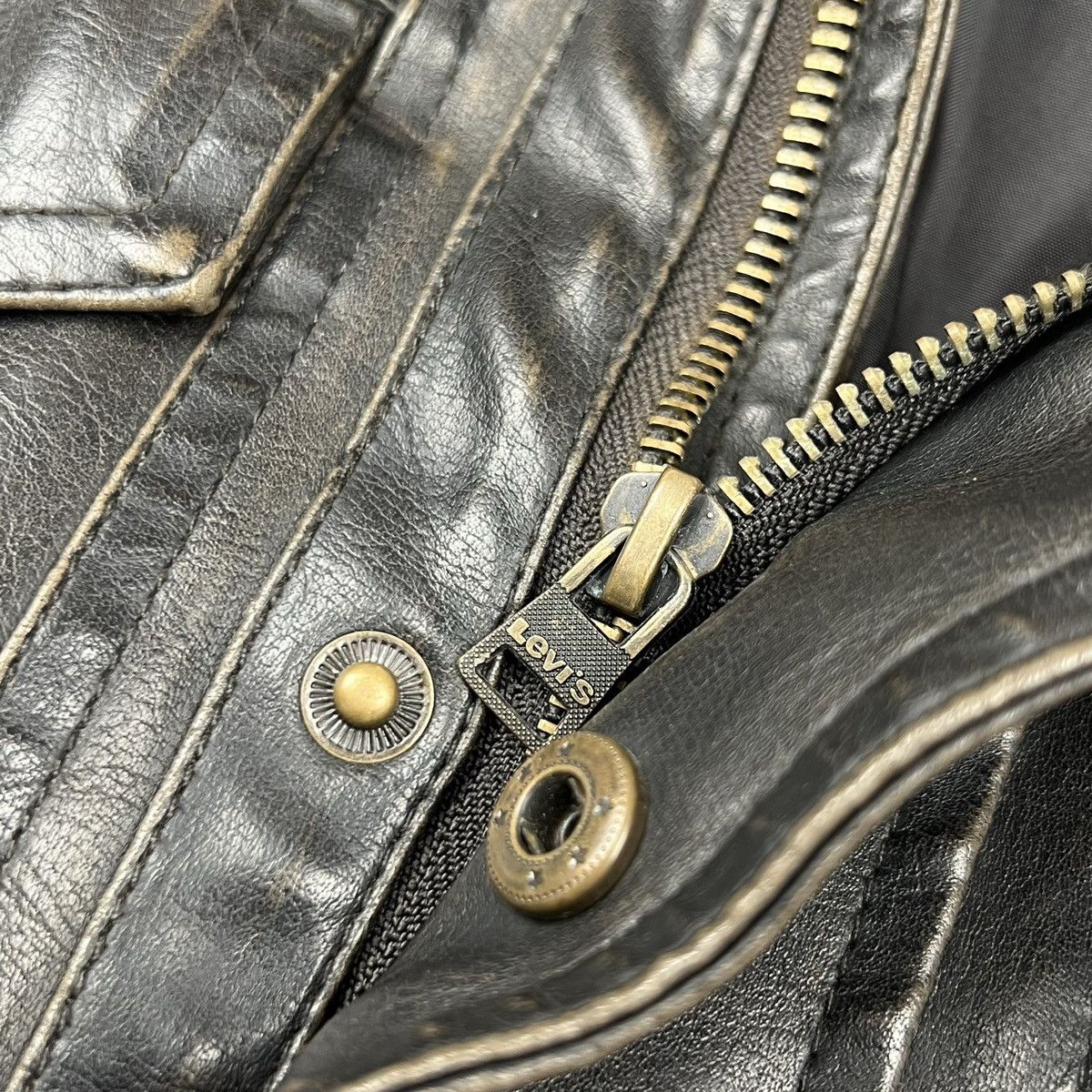 Levi's Levi’s Leather Jacket MultiPocket Size US M / EU 48-50 / 2 - 19 Thumbnail