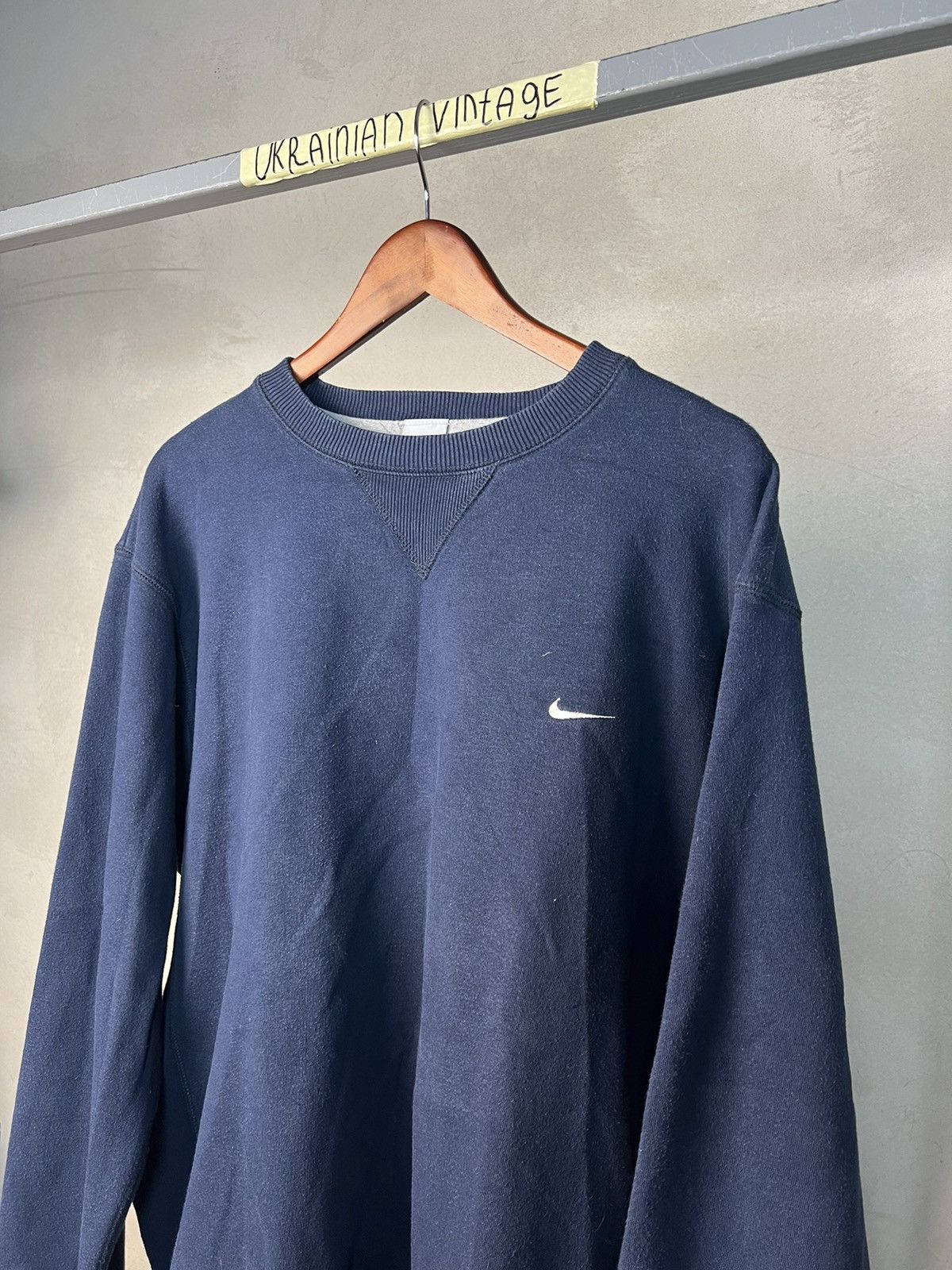 Nike × Vintage Vintage Nike Y2K Embroidered Basic Solo Swoosh Sweatshirt Size US L / EU 52-54 / 3 - 4 Thumbnail