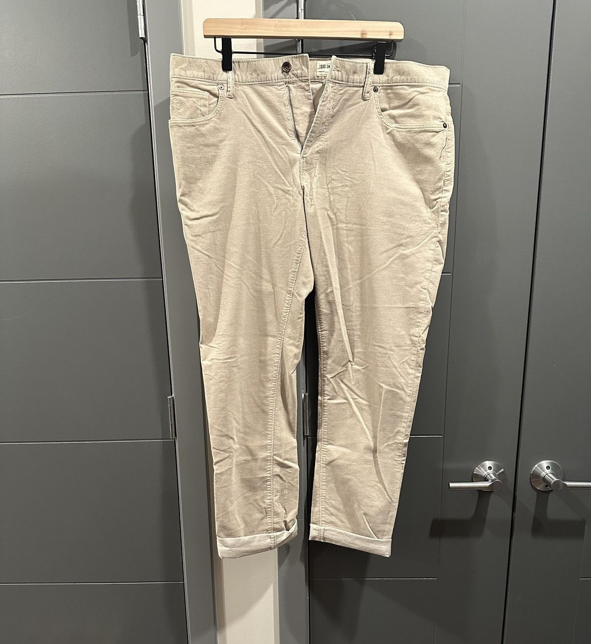 Todd Snyder Todd Snyder Italian Corduroy Pant in Cream | Grailed