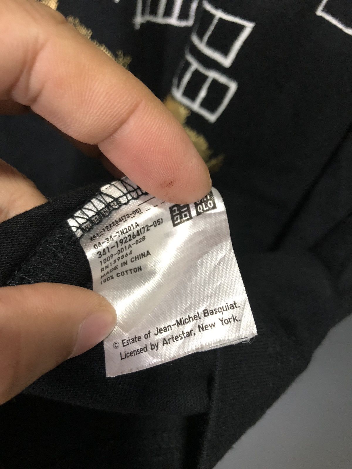 VINTAGE ESTATE OF JEAN-MICHEL BASQUIAT x UNIQLO ART SHIRT