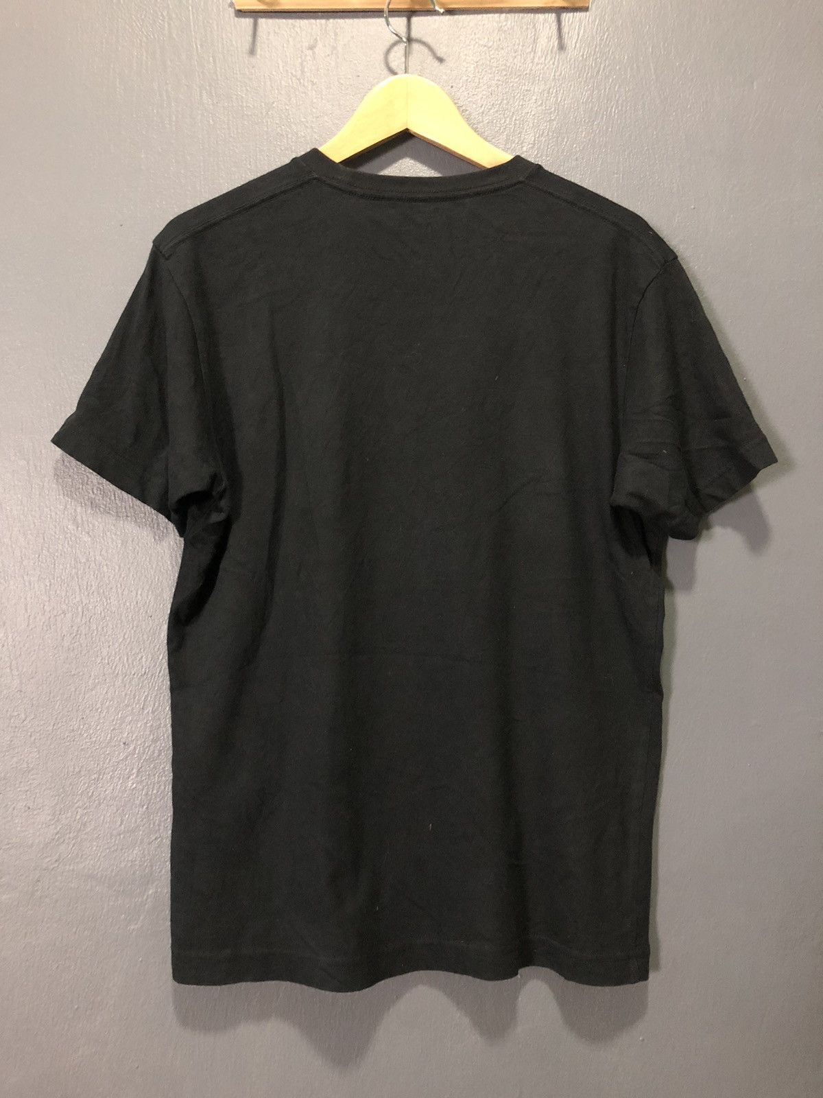 VINTAGE ESTATE OF JEAN-MICHEL BASQUIAT x UNIQLO ART SHIRT
