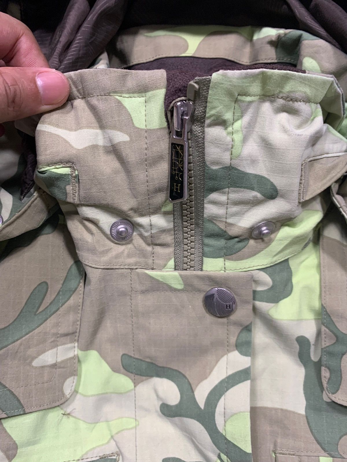 Holden Outerwear Holden Outerwear Camo Ski Jacket Luxury Size M / US 6-8 / IT 42-44 - 7 Thumbnail