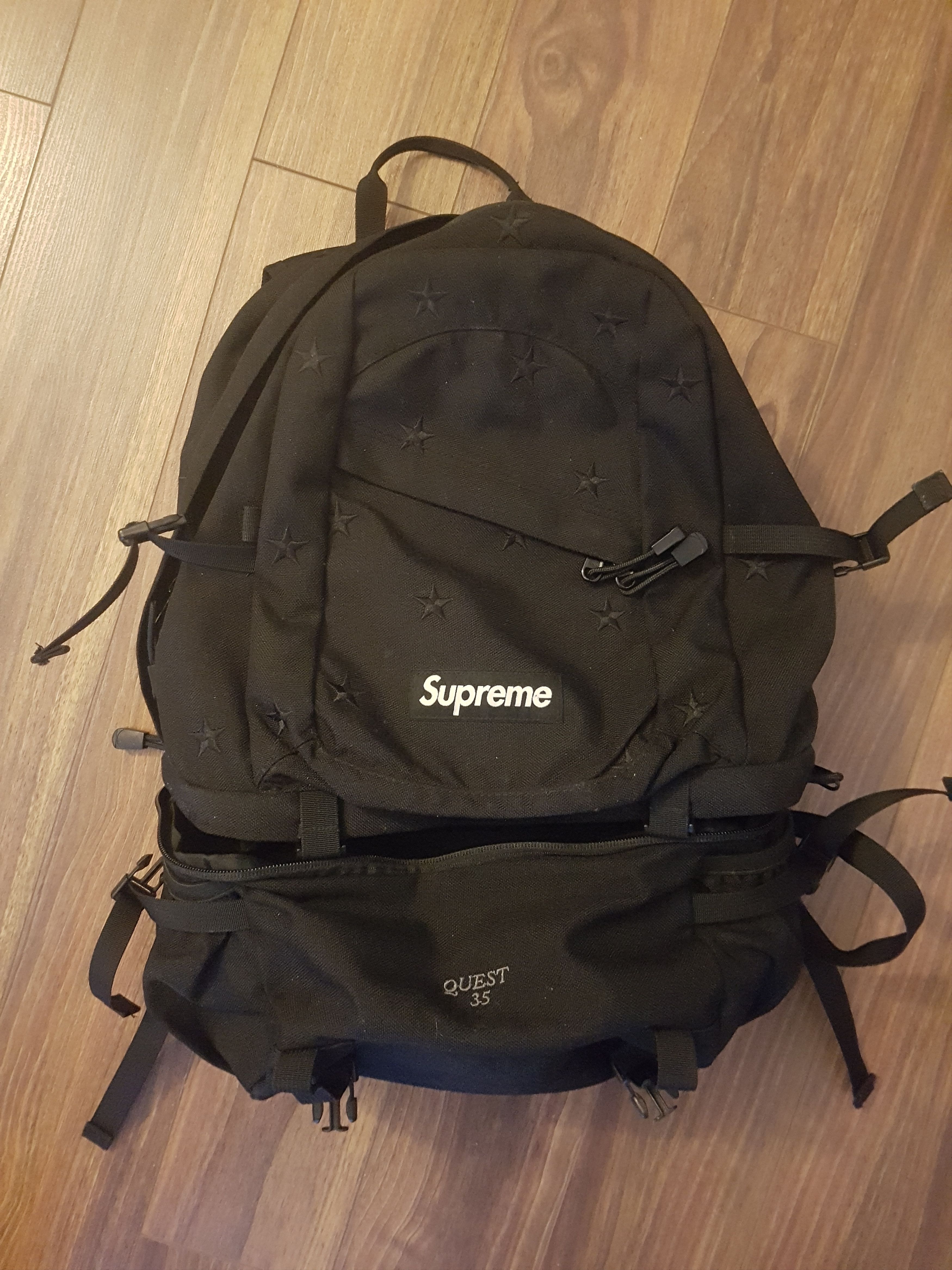 Supreme quest hotsell 35 backpack