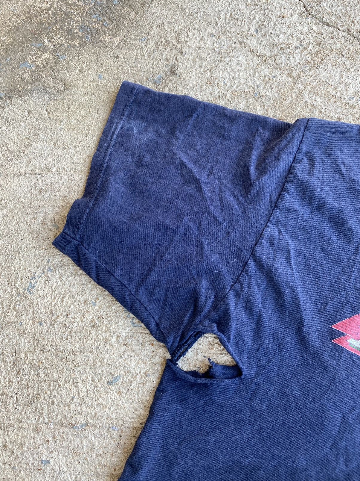 Budweiser × Vintage Vintage 90’s Budweiser Frog Distressed Thrashed Shirt Size US XL / EU 56 / 4 - 7 Thumbnail