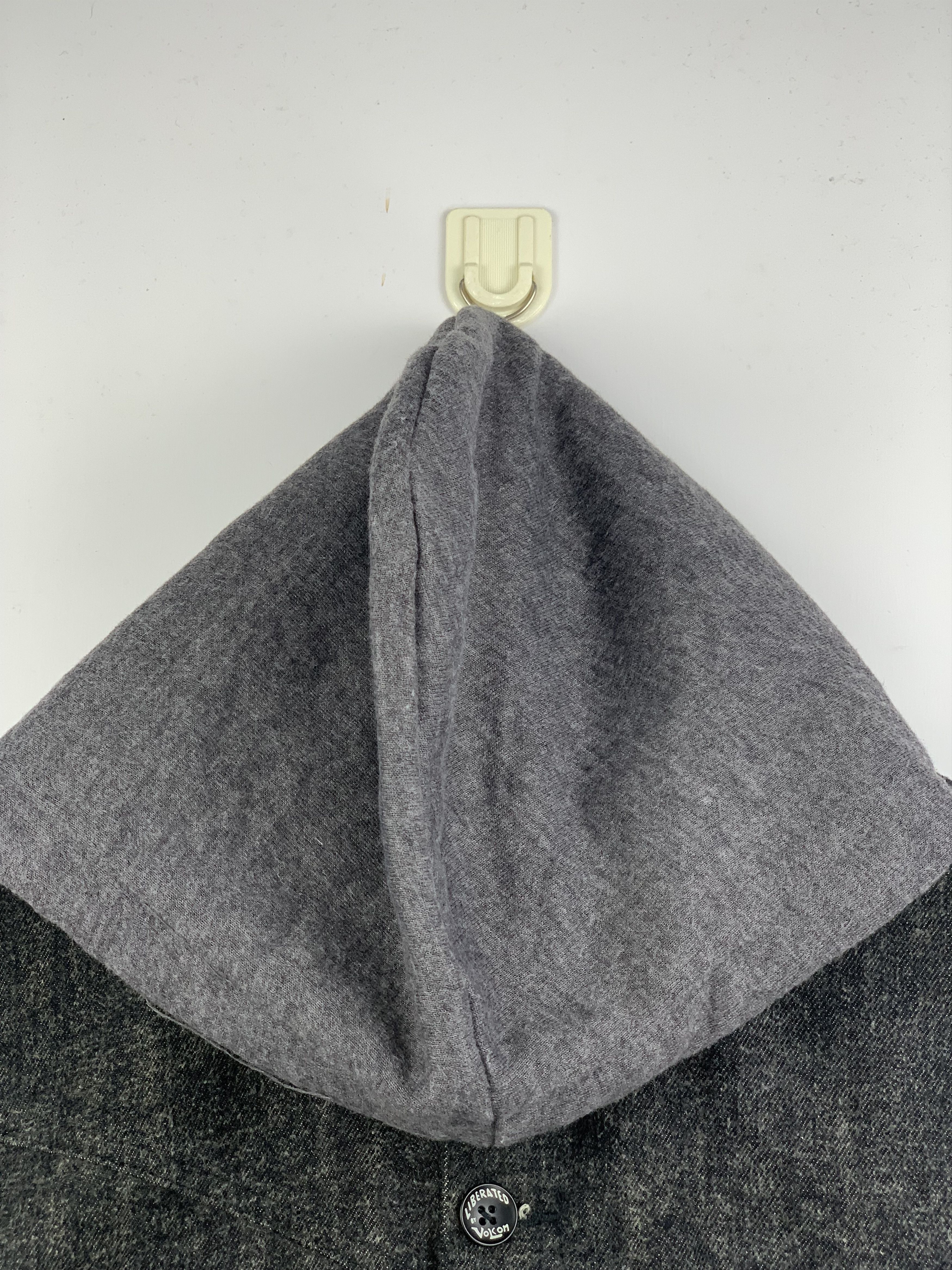 Vintage Vintage VOLCOM Hoodie Button Up Wool Jacket Size US S / EU 44-46 / 1 - 2 Thumbnail