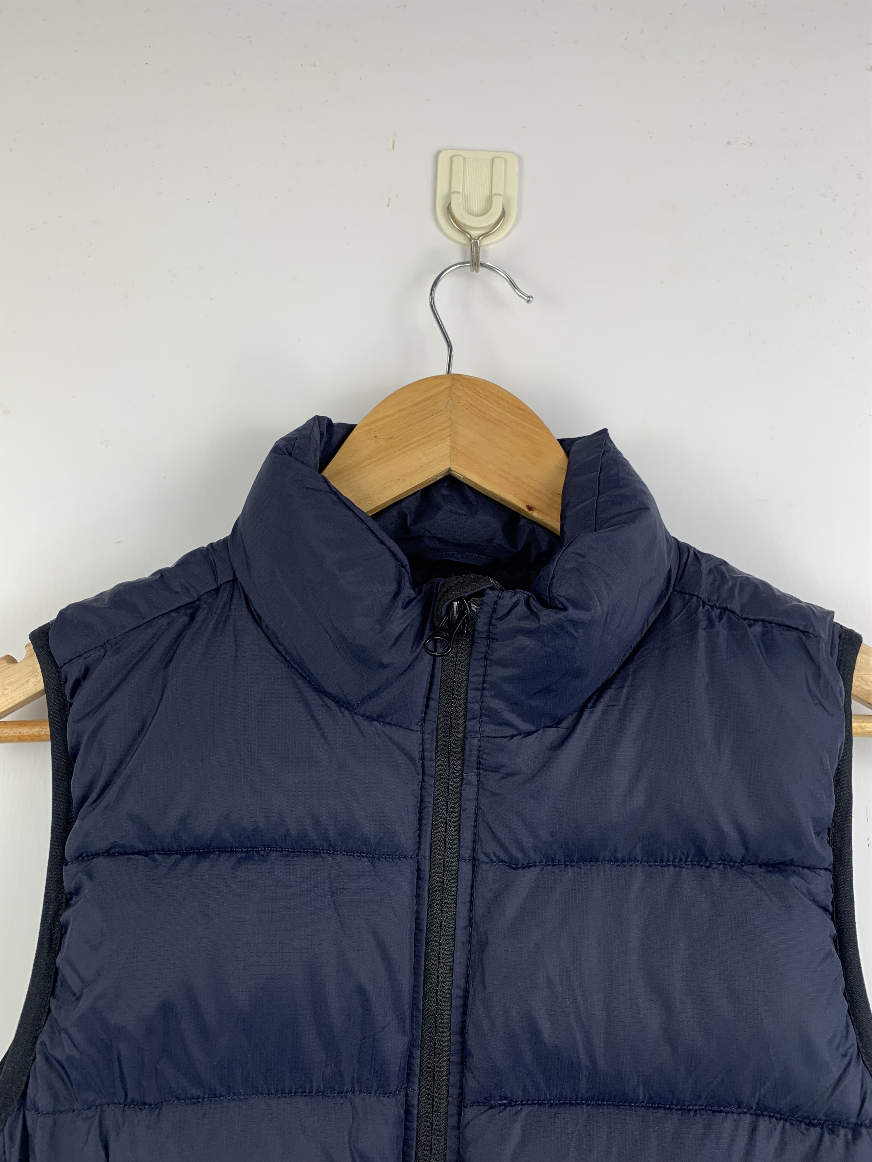 Gap × Vintage Vintage GAP Minimalist Down Vest Size US L / EU 52-54 / 3 - 3 Thumbnail