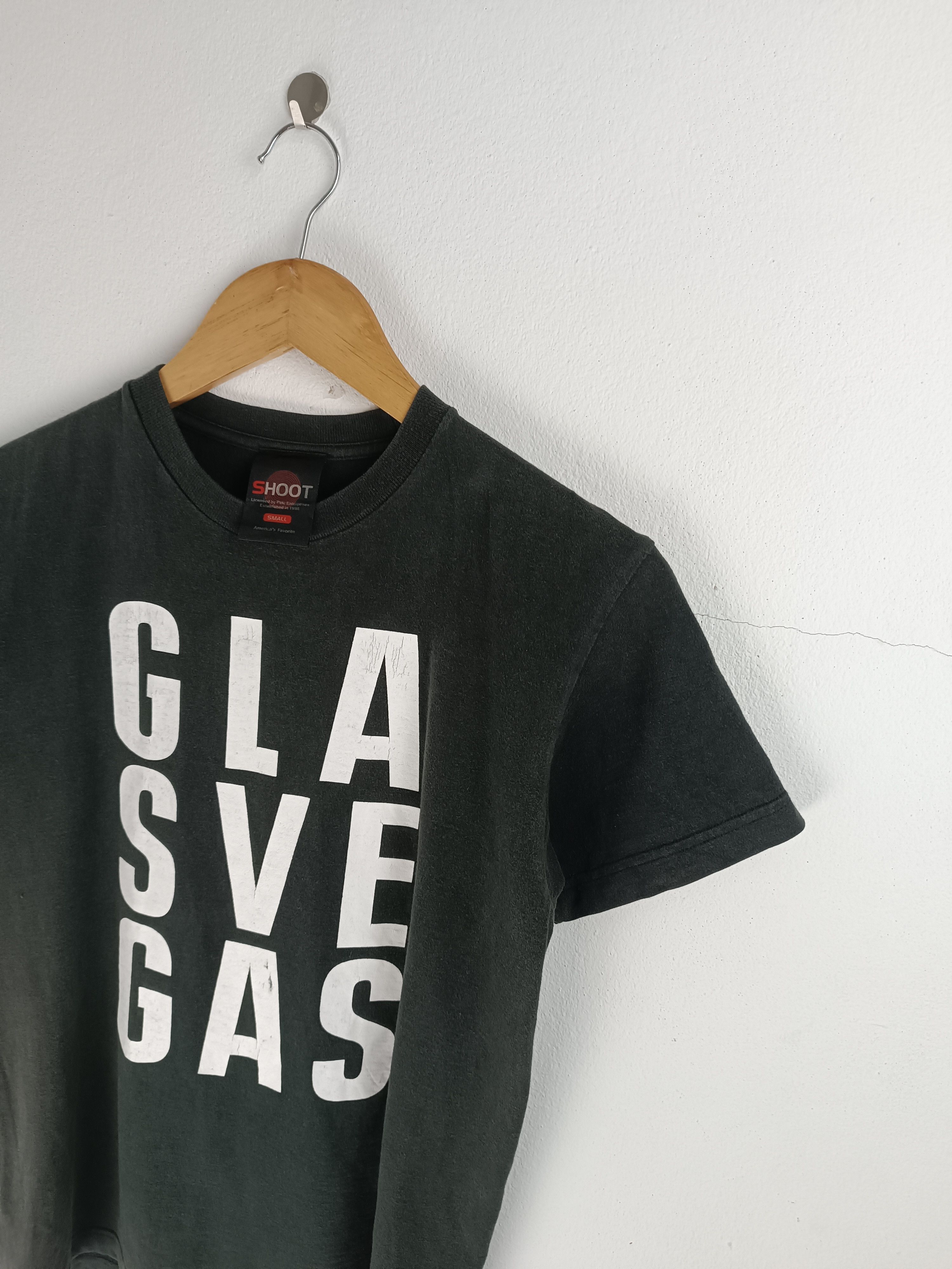 Band Tees VINTAGE 2000s GLASVEGAS BAND TEE le tigre crystal castles Size US S / EU 44-46 / 1 - 7 Thumbnail