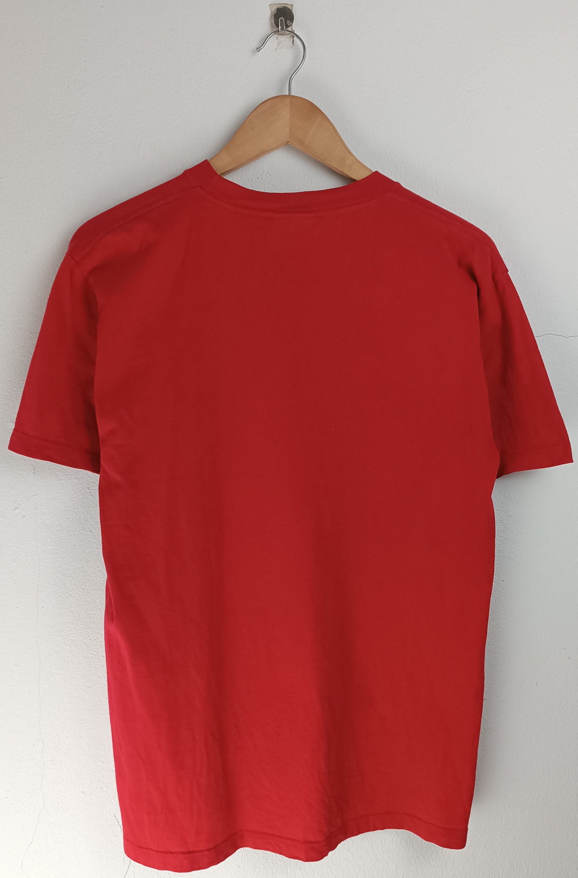 Band Tees VINTAGE 2000s WEEZER (smashing pumpkins radiohead foo) Size US M / EU 48-50 / 2 - 4 Thumbnail