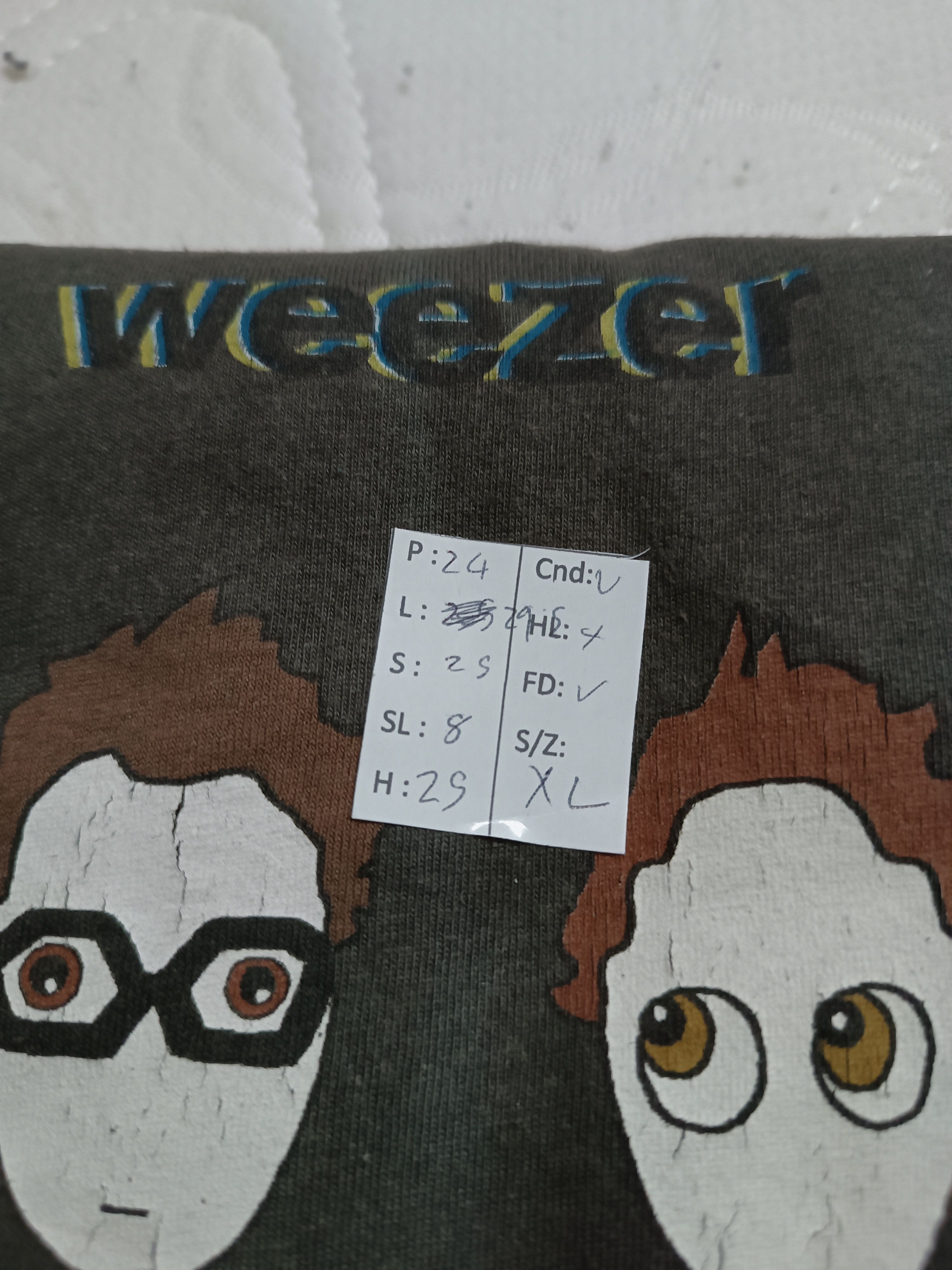 Band Tees FADED VINTAGE 90's WEEZER RARE (greenday radiohead foo) Size US XL / EU 56 / 4 - 15 Thumbnail