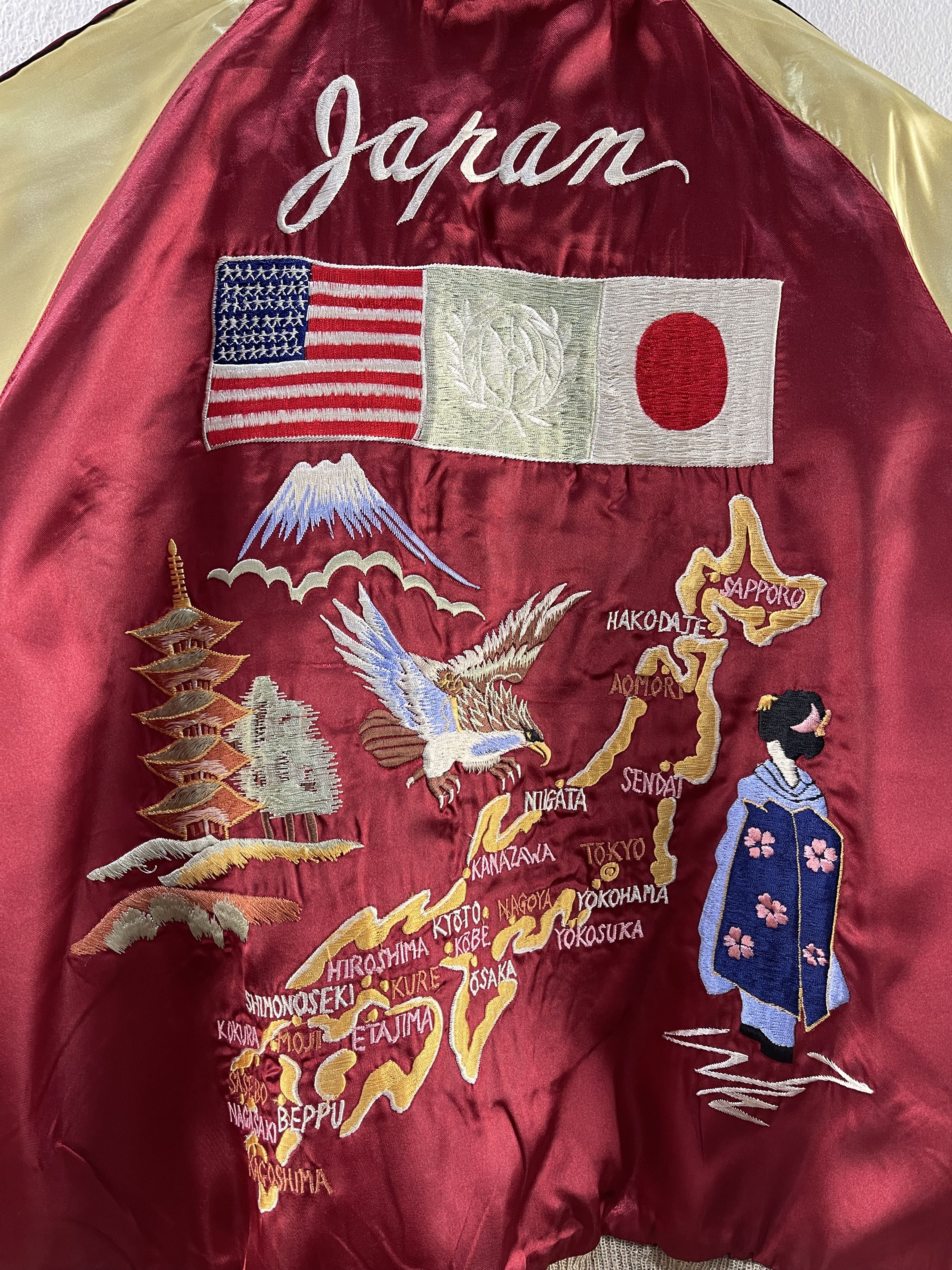 Toyo Enterprises VINTAGE OKINAWA GEISHA JAPAN BY TOYO SUKAJAN REVERSIBLE Size US S / EU 44-46 / 1 - 11 Thumbnail