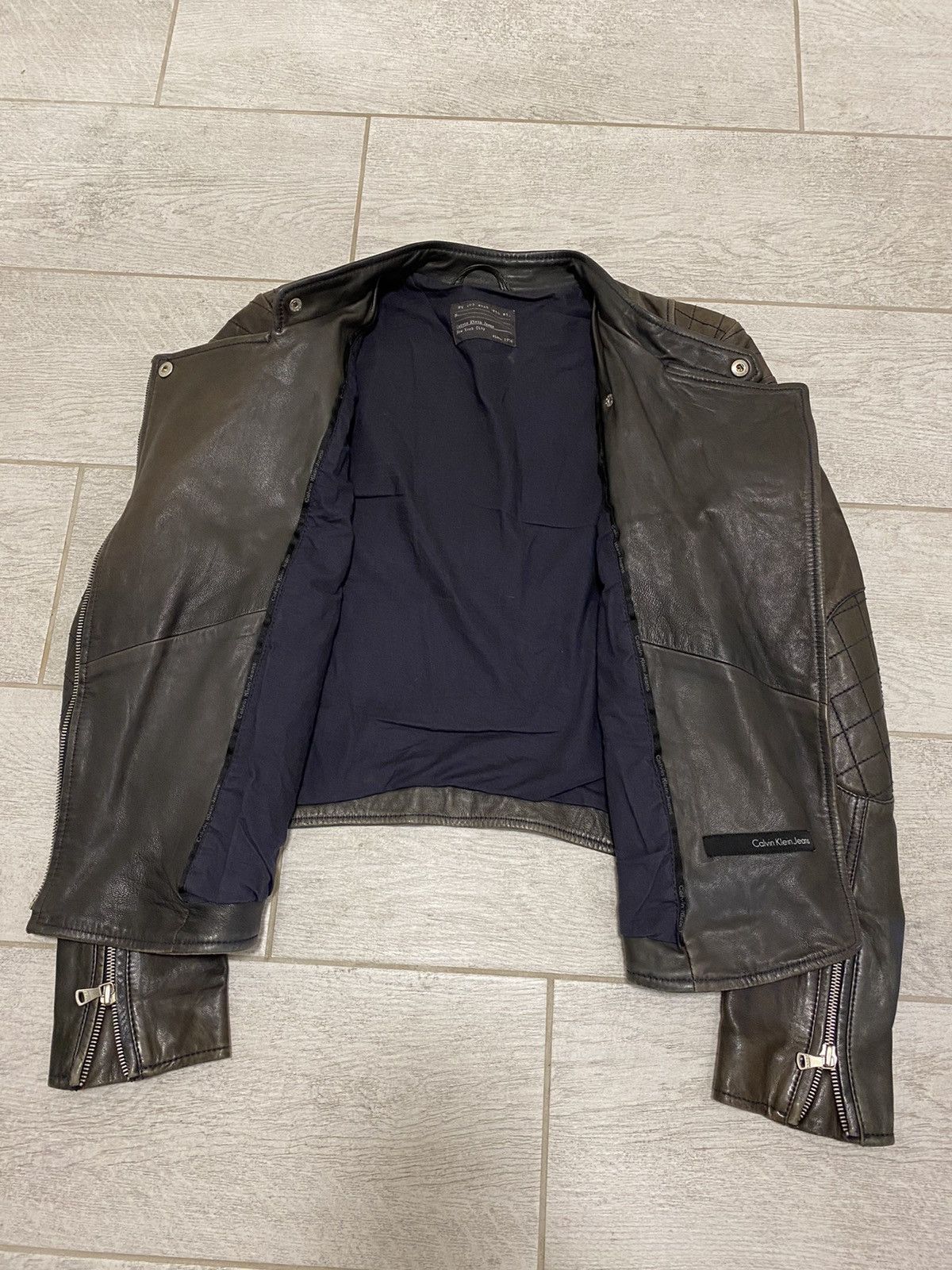 Calvin Klein × Vintage Calvin Klein Vintage Leather Biker Zip Brown Women’s Jacket Size ONE SIZE - 16 Thumbnail