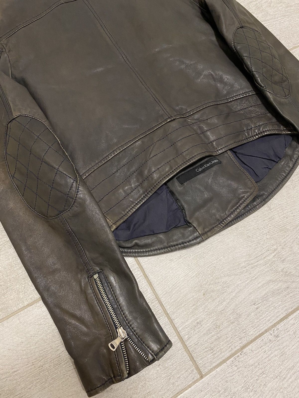 Calvin Klein × Vintage Calvin Klein Vintage Leather Biker Zip Brown Women’s Jacket Size ONE SIZE - 13 Thumbnail