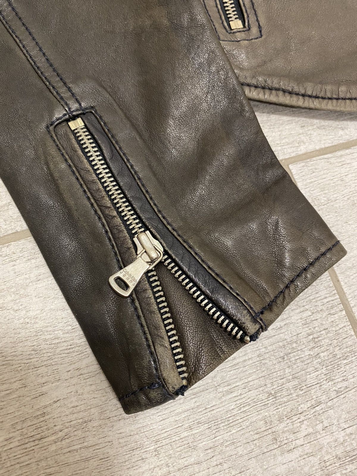 Calvin Klein × Vintage Calvin Klein Vintage Leather Biker Zip Brown Women’s Jacket Size ONE SIZE - 5 Thumbnail