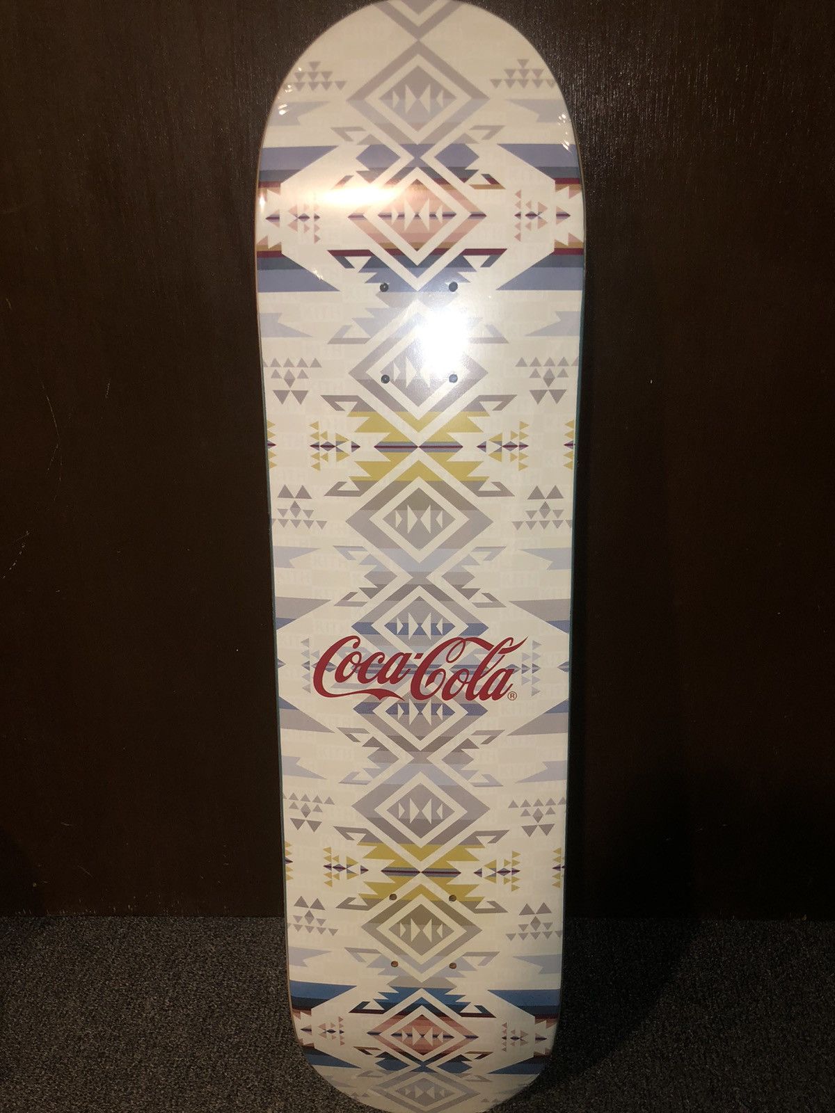 新品 KITH x Coca Cola x Pendleton スケートボード-