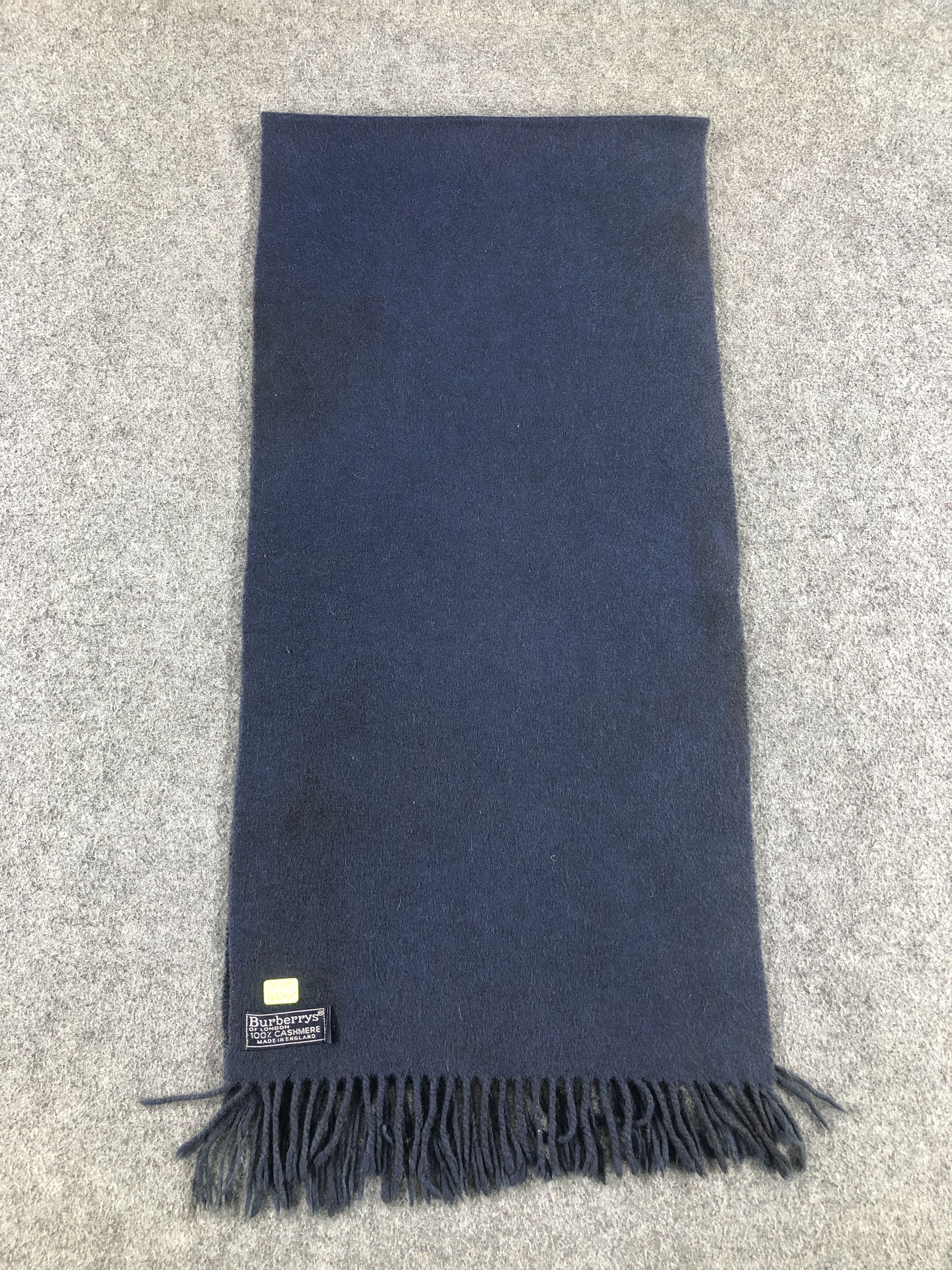 Burberry Vintage Burberrys Cashmere Scarf / Muffler / Neckwear Size ONE SIZE - 3 Thumbnail
