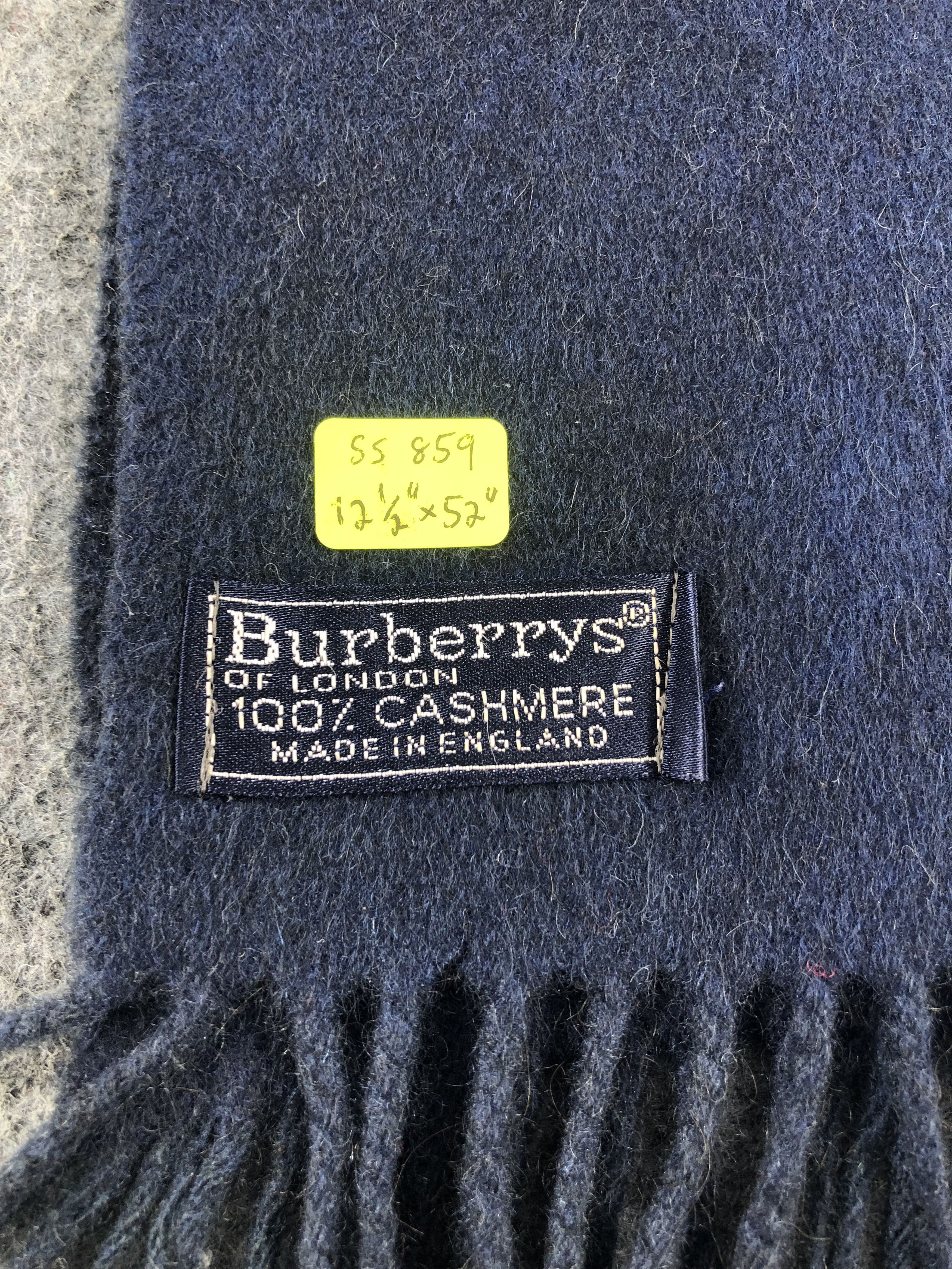 Burberry Vintage Burberrys Cashmere Scarf / Muffler / Neckwear Size ONE SIZE - 4 Thumbnail