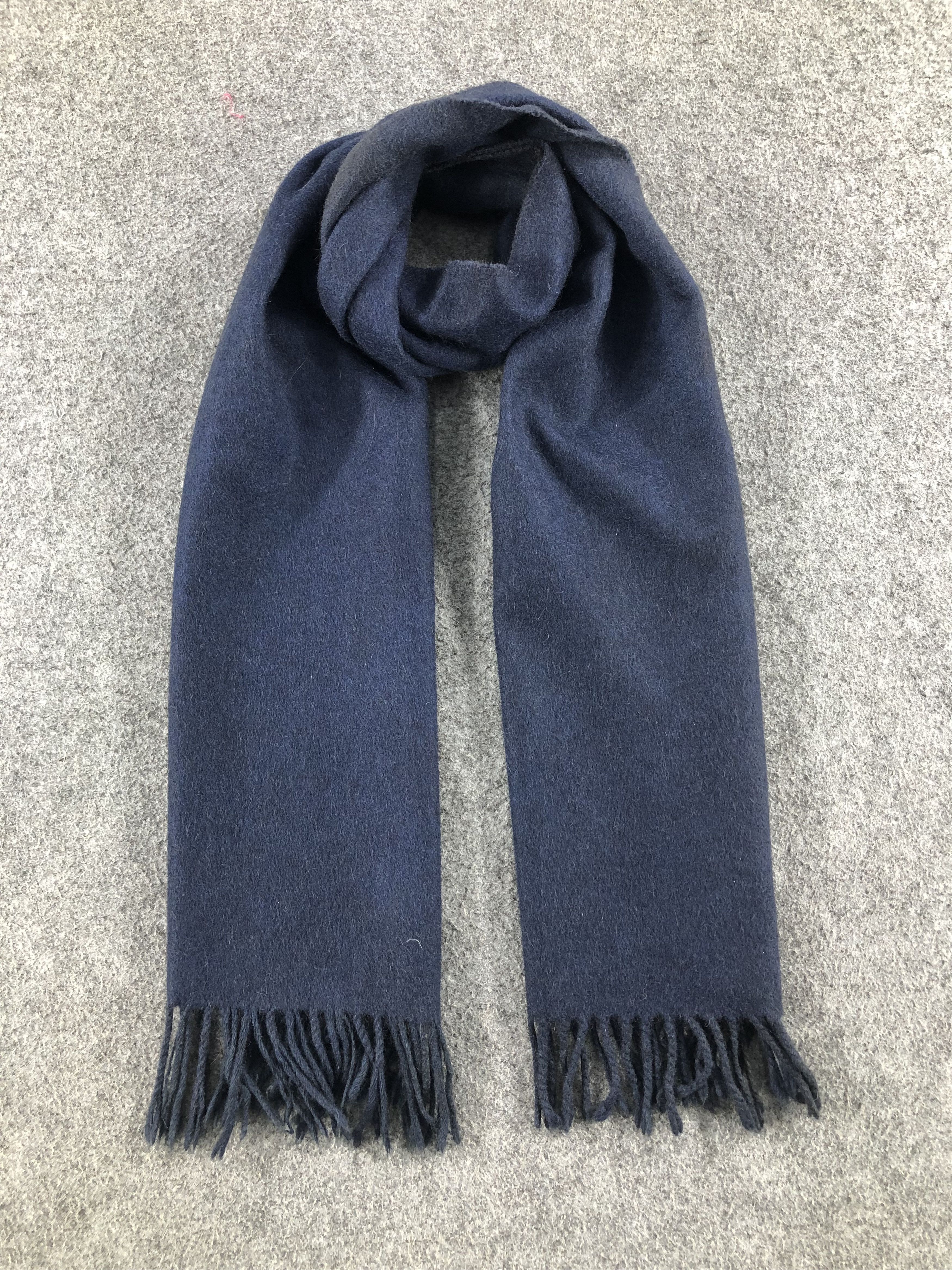 Burberry Vintage Burberrys Cashmere Scarf / Muffler / Neckwear Size ONE SIZE - 1 Thumbnail