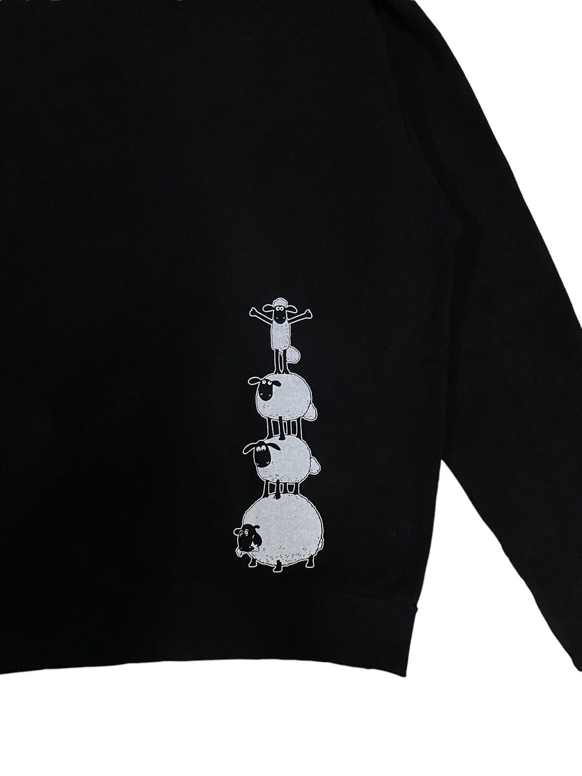 Cartoon Network Y2K Cartoon Shaun The Sheep Big Spellout Image Sweatshirt Size US L / EU 52-54 / 3 - 8 Thumbnail